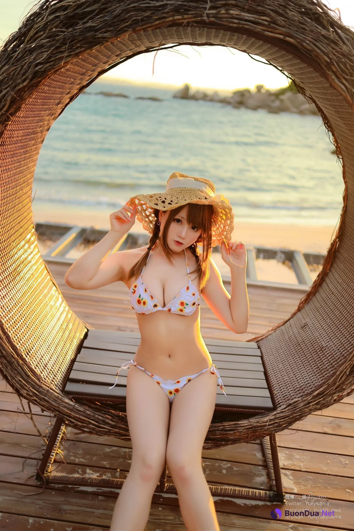 Cosplay Nyako喵子 向日葵比基尼 - 사진 12