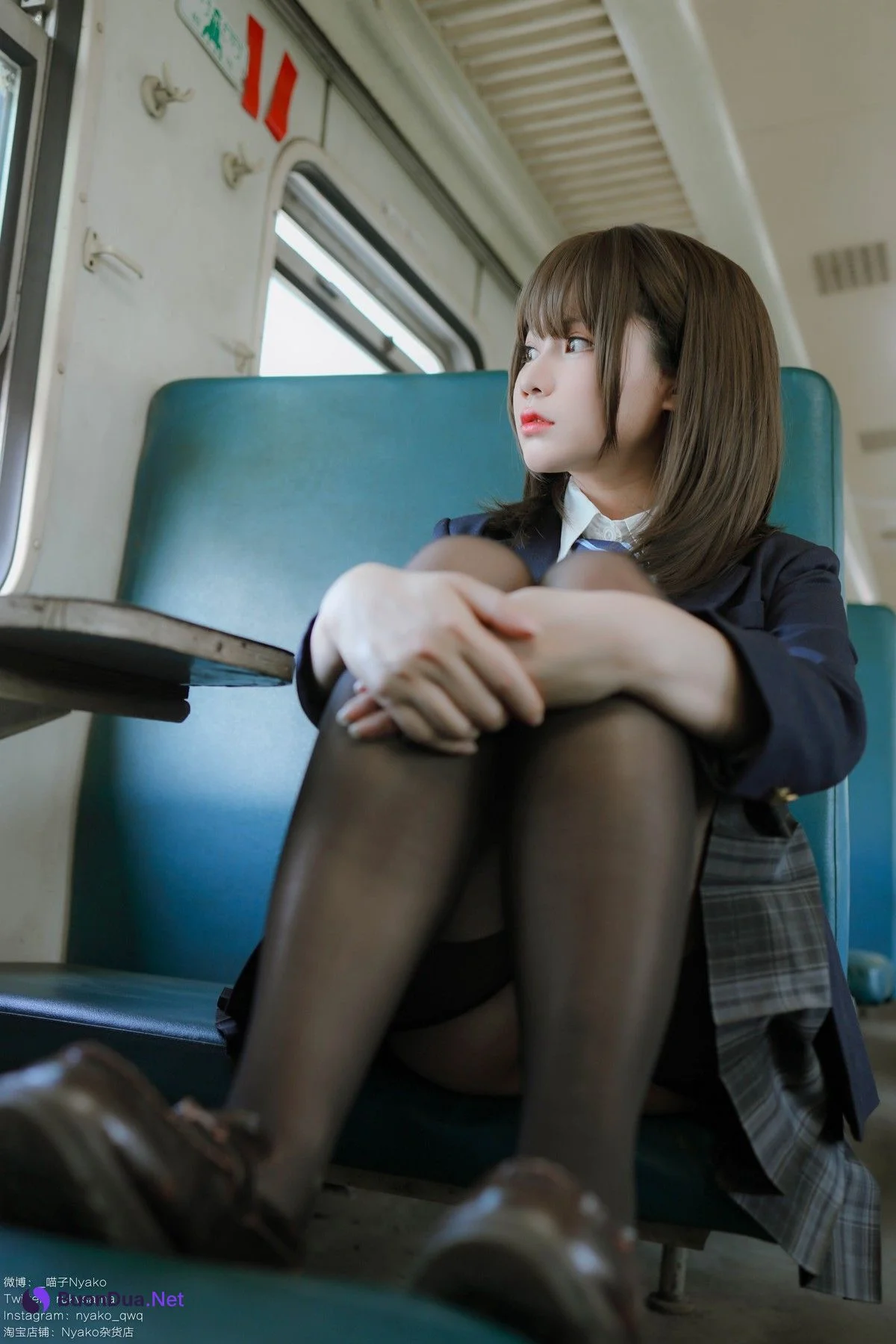 Cosplay Nyako喵子 火车JK制服 - Photo 11