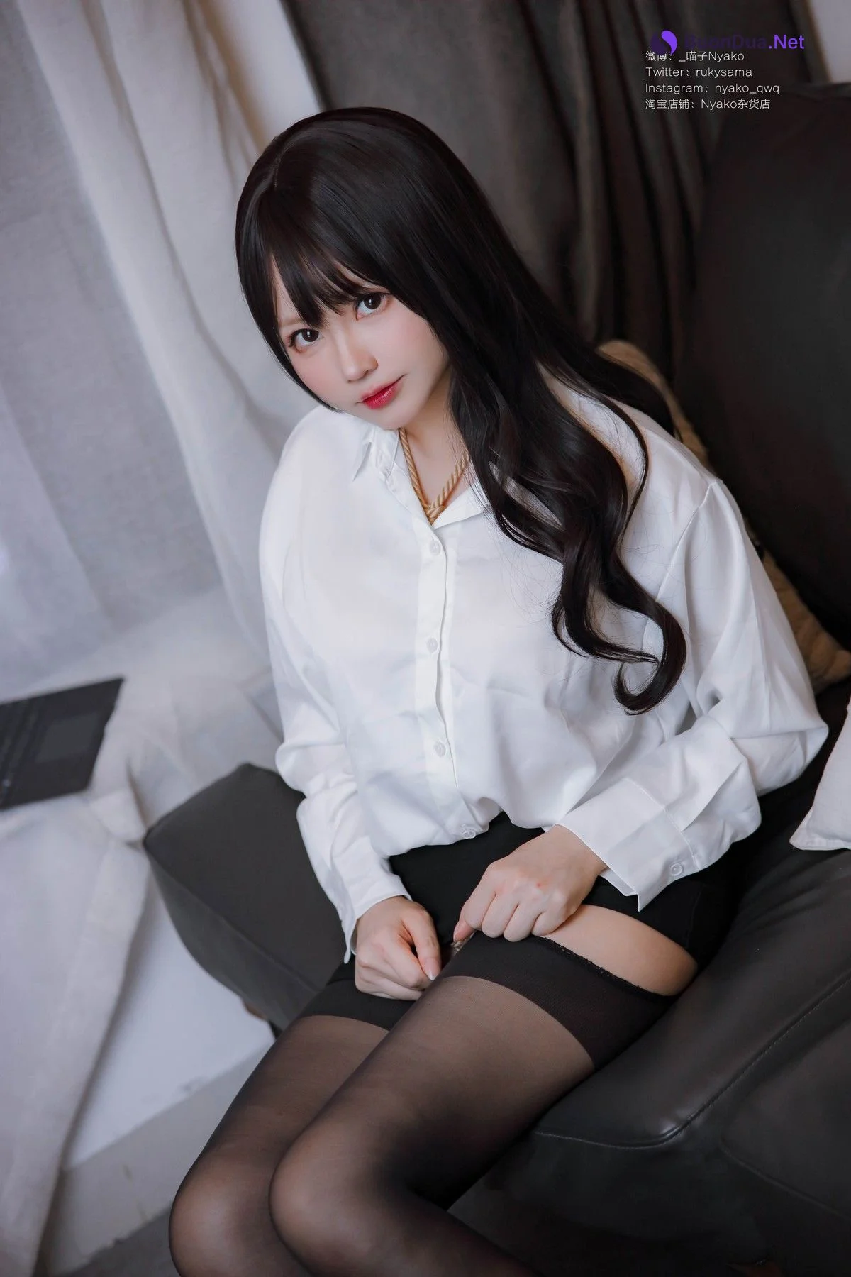 Cosplay Nyako喵子 隣のやばいお姉さん OL - Photo 5