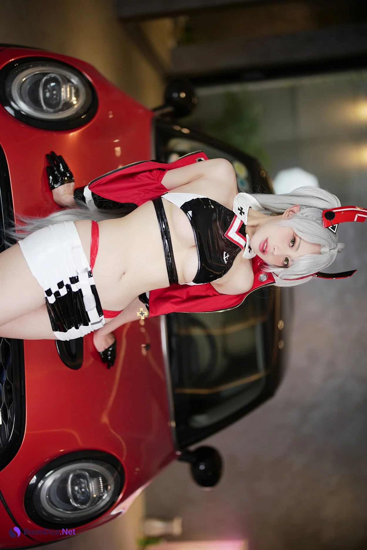 Cosplay PingPing平平 Prinz Eugen (Race Queen) Set.01 - Photo 10