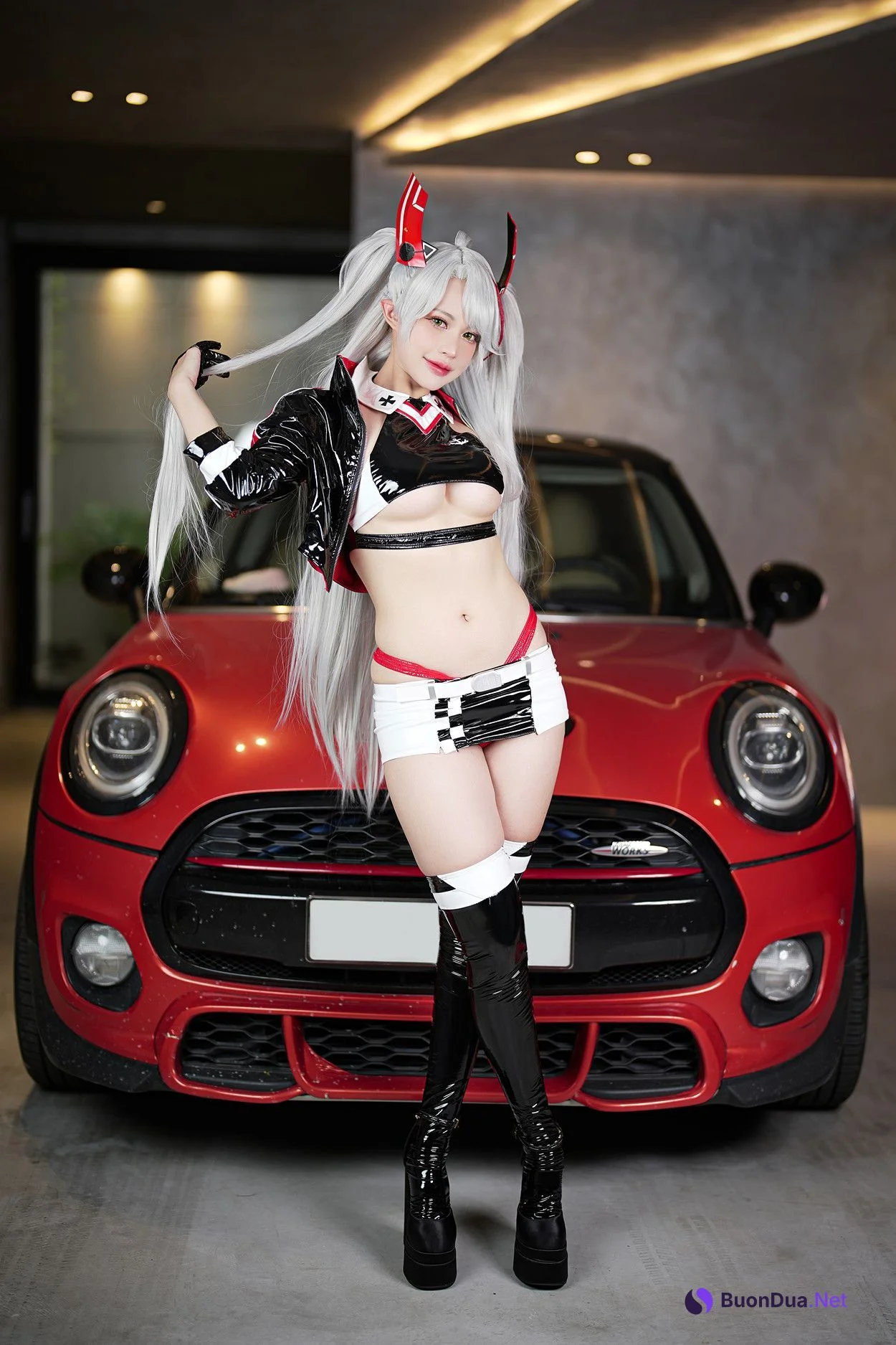 Cosplay PingPing平平 Prinz Eugen (Race Queen) Set.01 - Photo 3