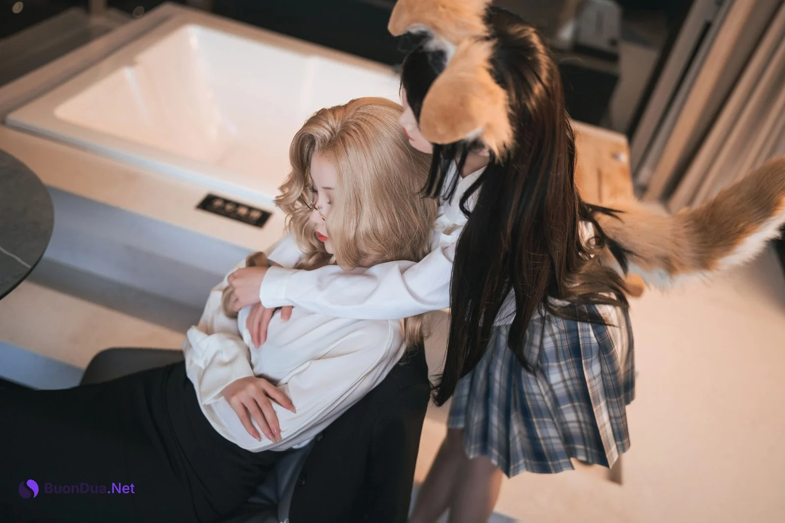 Cosplay 面饼仙儿 & rioko凉凉子 女上司-双人版 - Photo 4