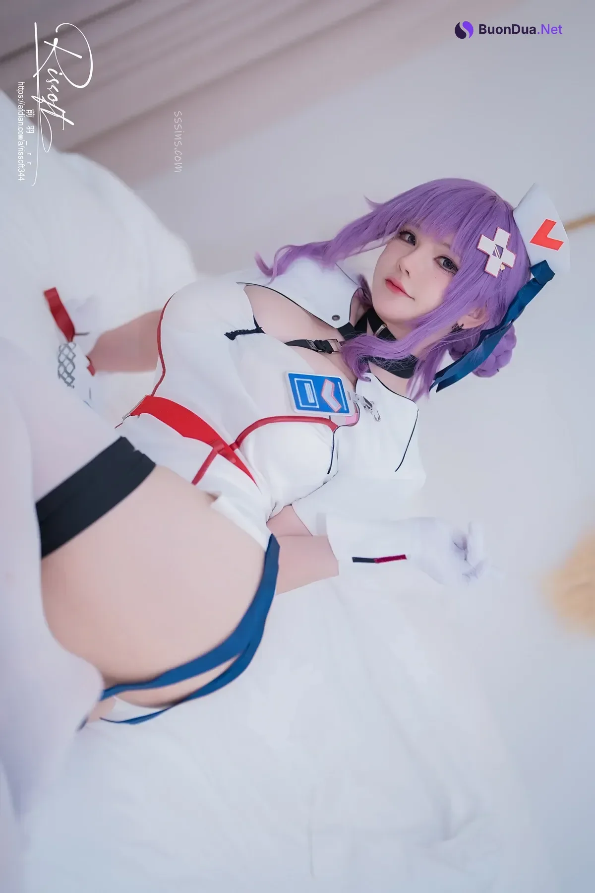 Cosplay 前羽_rr – スノウブレイク：禁域降臨 医師 - Photo 15