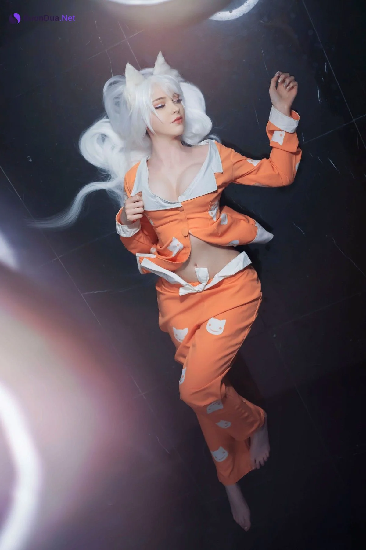 Cosplay Sayathefox 白毛狐狸 浴室诱惑 - Photo 6