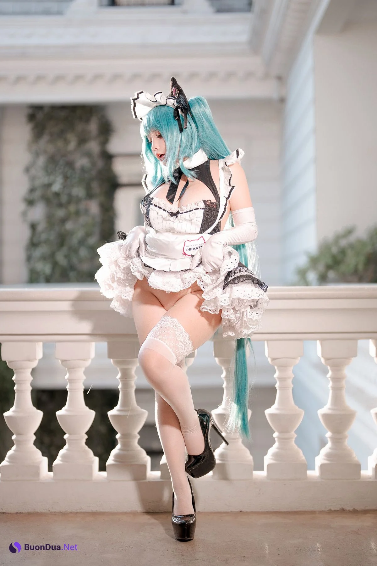 Cosplay SayoMomo小桃 NIKKE Privaty Maid - Photo 8
