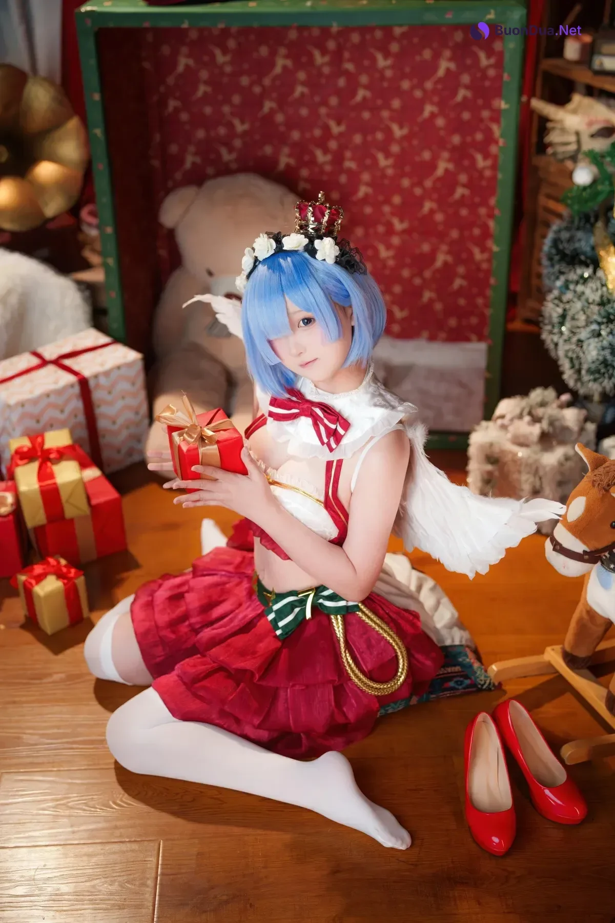 Cosplay Seele麦麦 – 蕾姆 圣诞物语 - Photo 11