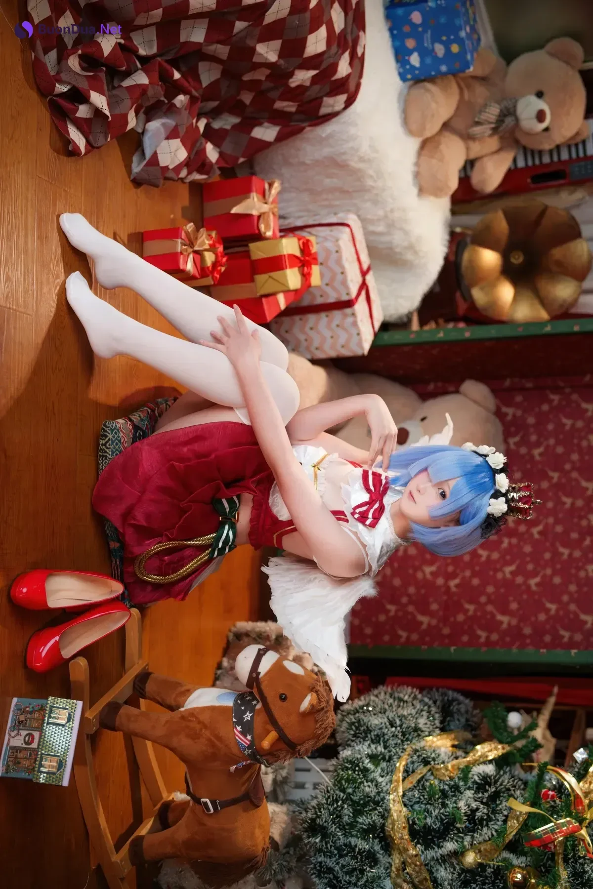 Cosplay Seele麦麦 – 蕾姆 圣诞物语 - Photo 12