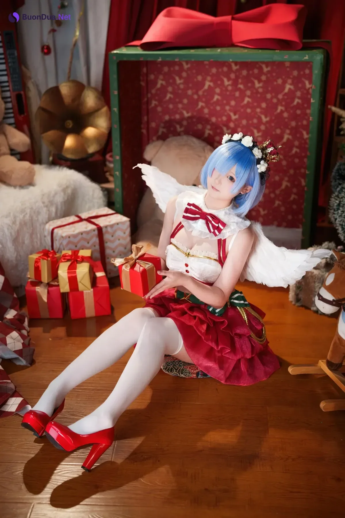 Cosplay Seele麦麦 – 蕾姆 圣诞物语 - Photo 5