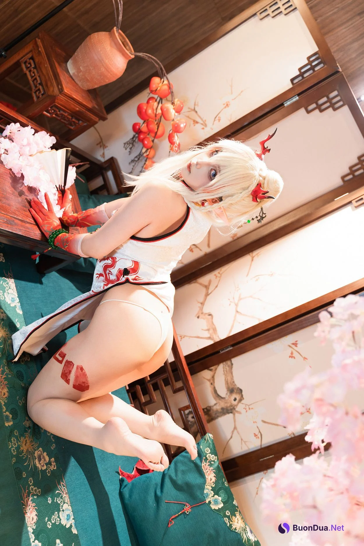 Cosplay 小和甜酒 & 橙风千雅 明日方舟年夕旗袍双人御守 Set.01 - Photo 4