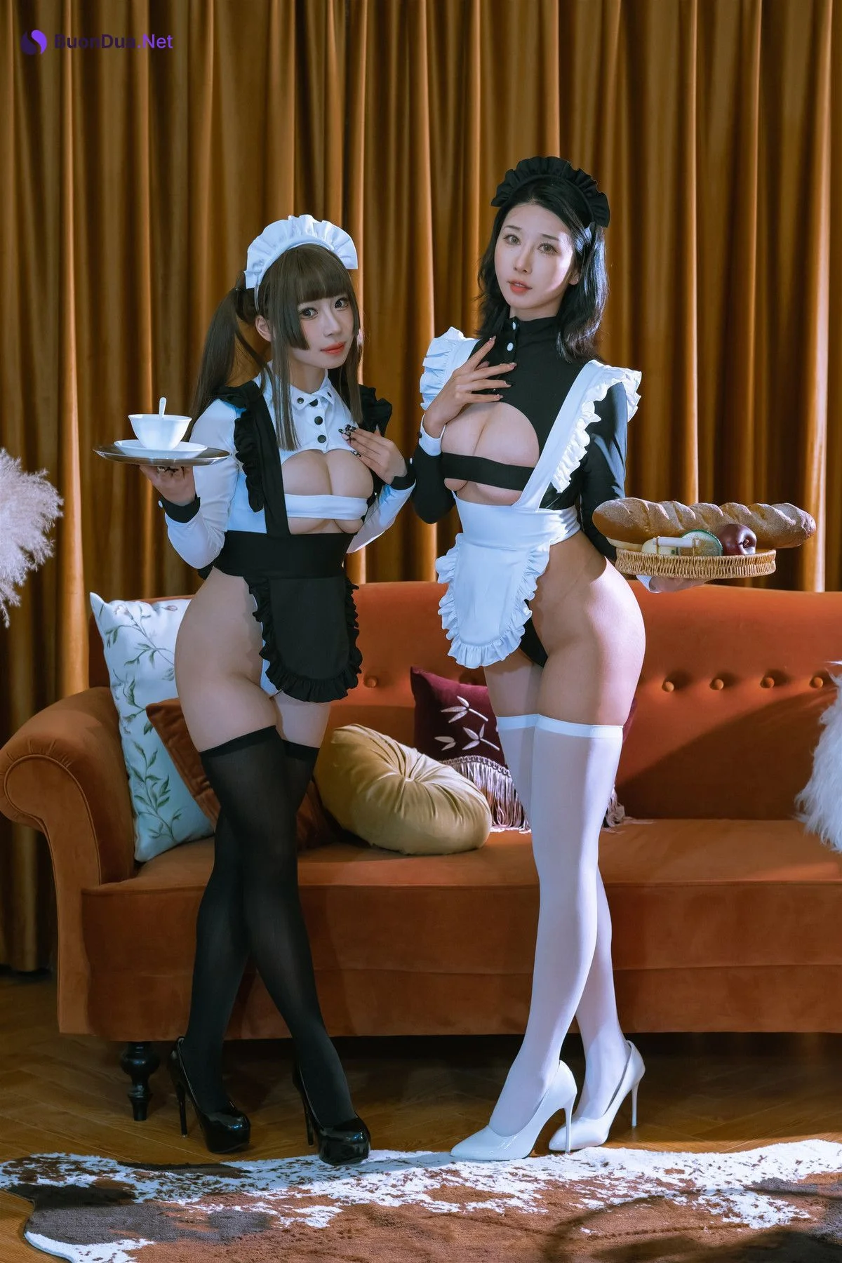 Cosplay 云溪溪 奶桃桃 双人女仆 Set.01 - รูปภาพ 6