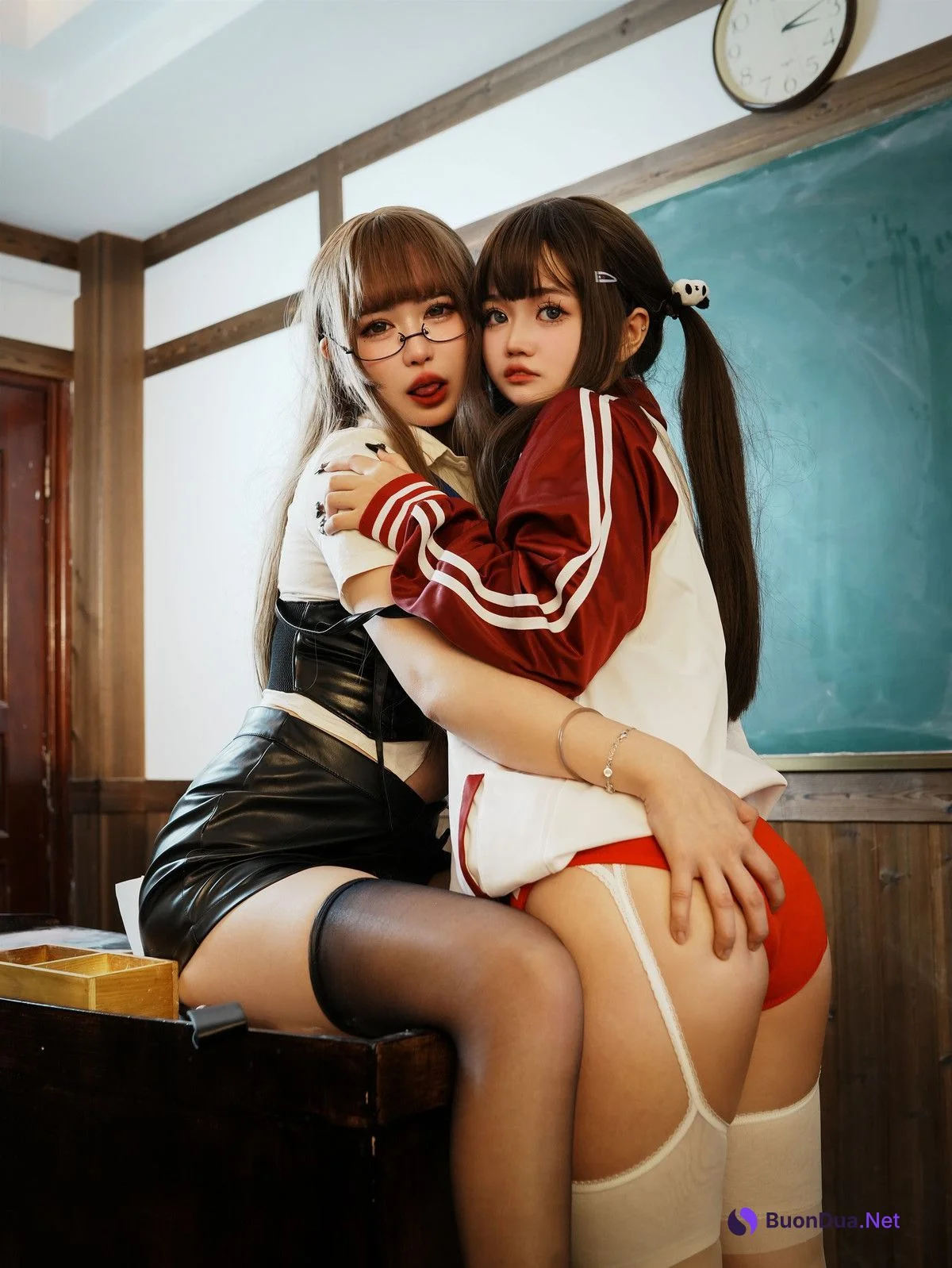 Cosplay Tina很妖孽呀 双马尾学生与老师 - Photo 4