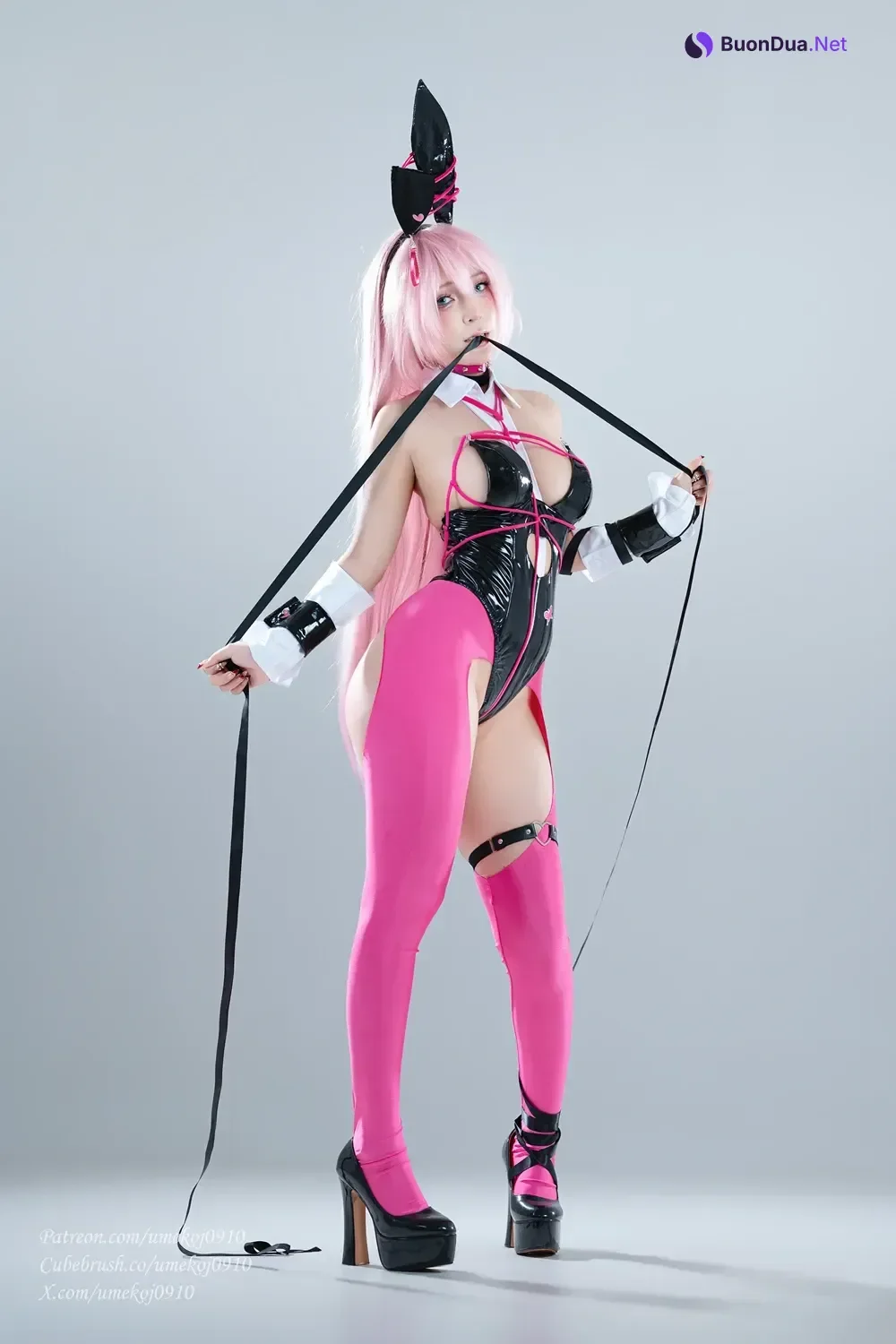 Cosplay Umeko.J – Velvet Sensual Rabbit NIKKE - Photo 3