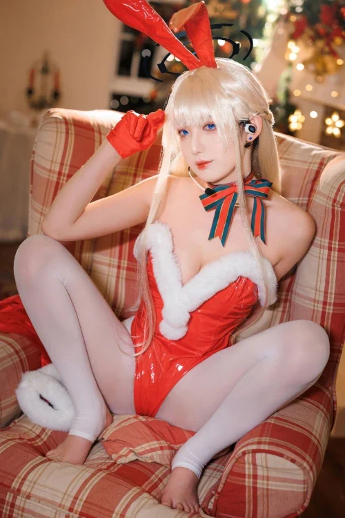 Cosplay 封疆疆v – 蔚蓝档案 飞鸟马时 圣诞