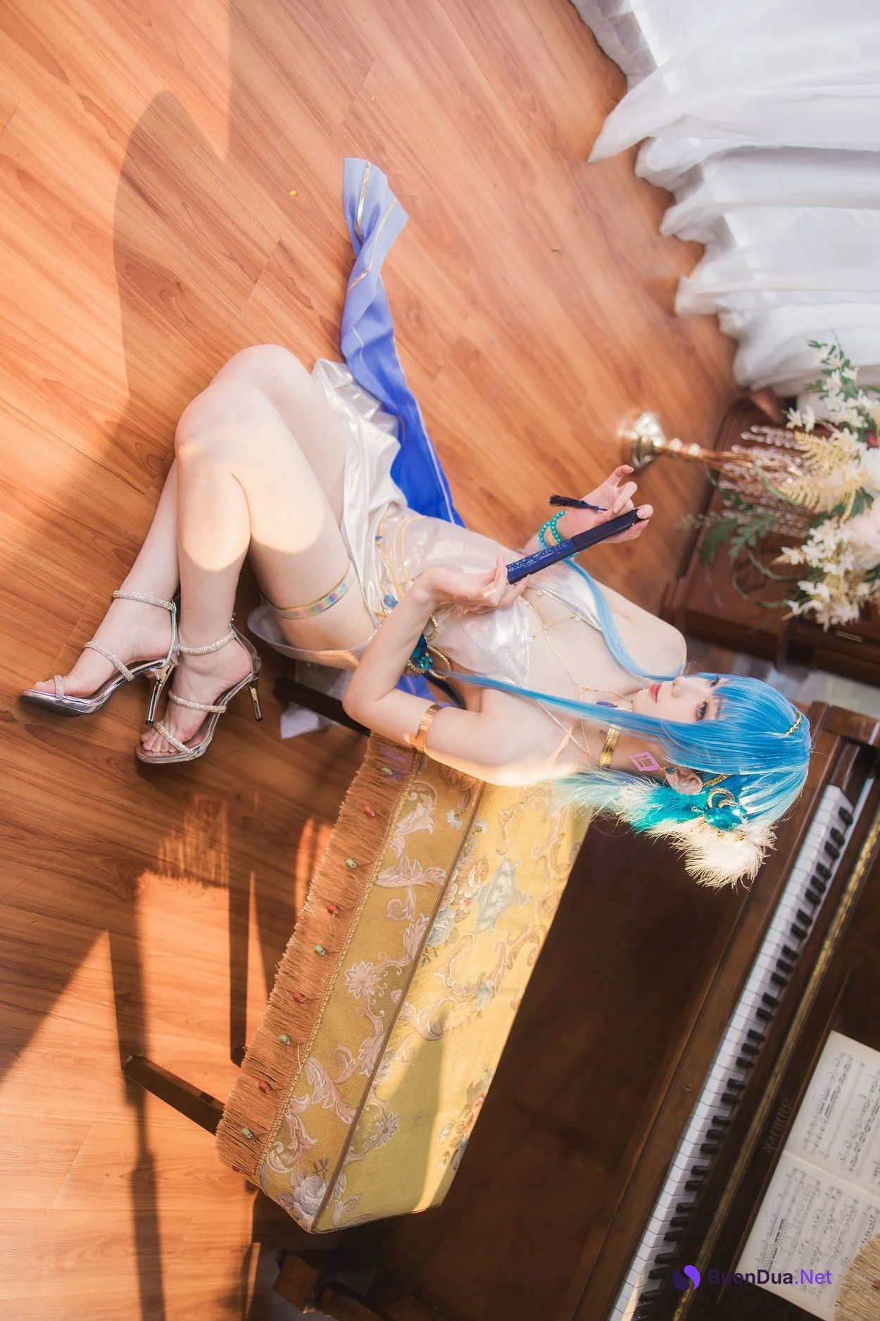Cosplay 封疆疆v NIKKE 胜利校花 海伦娜 - Photo 9