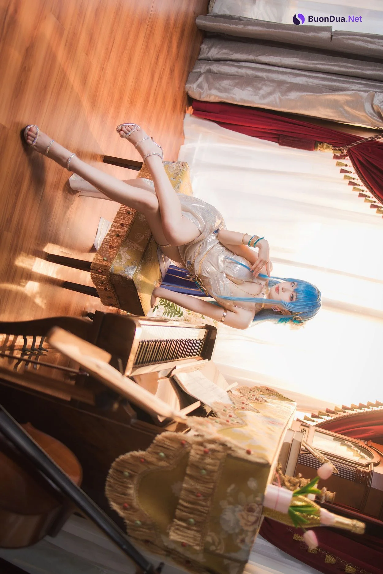 Cosplay 封疆疆v NIKKE 胜利女神 海伦娜 - Photo 2
