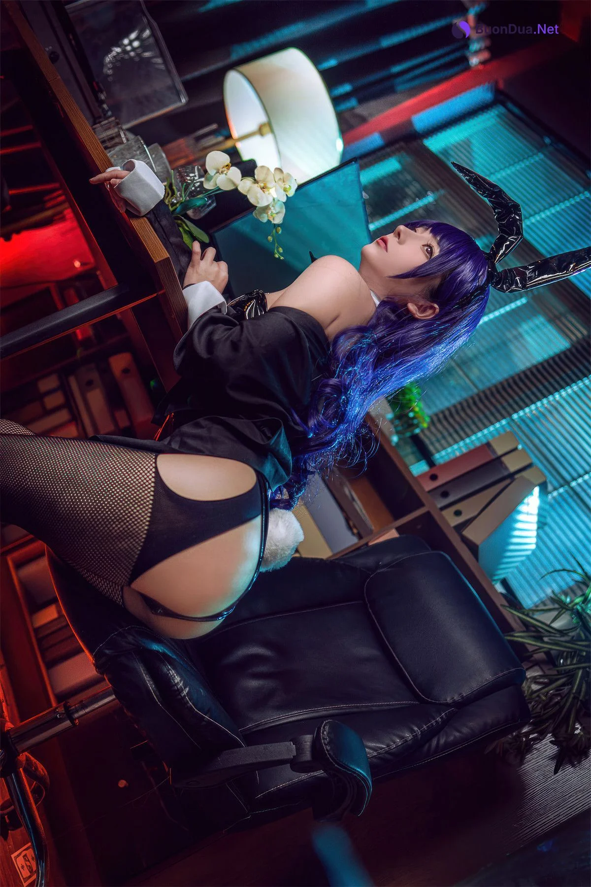 Cosplay 是三不是世w 喜多川海梦 紫发兔女郎 - 照片 14