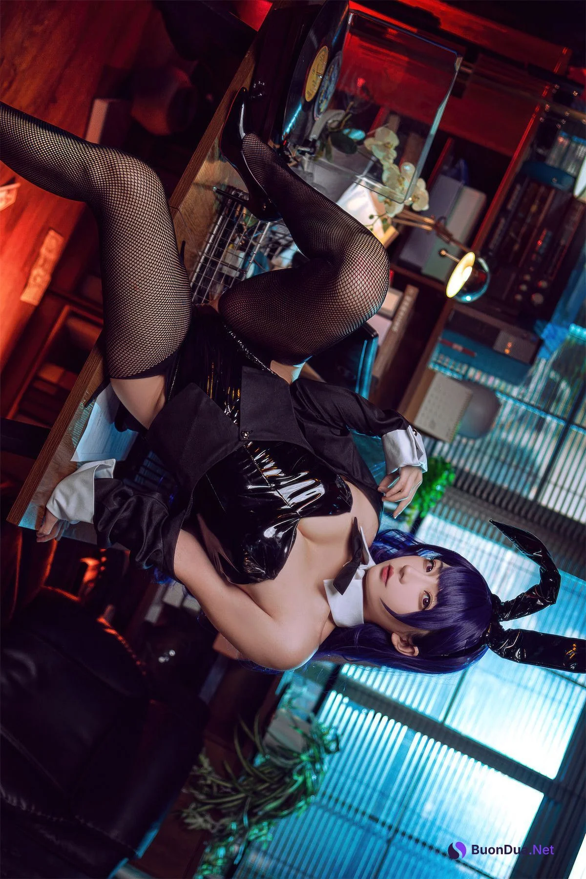 Cosplay 是三不是世w 喜多川海梦 紫发兔女郎 - 照片 2