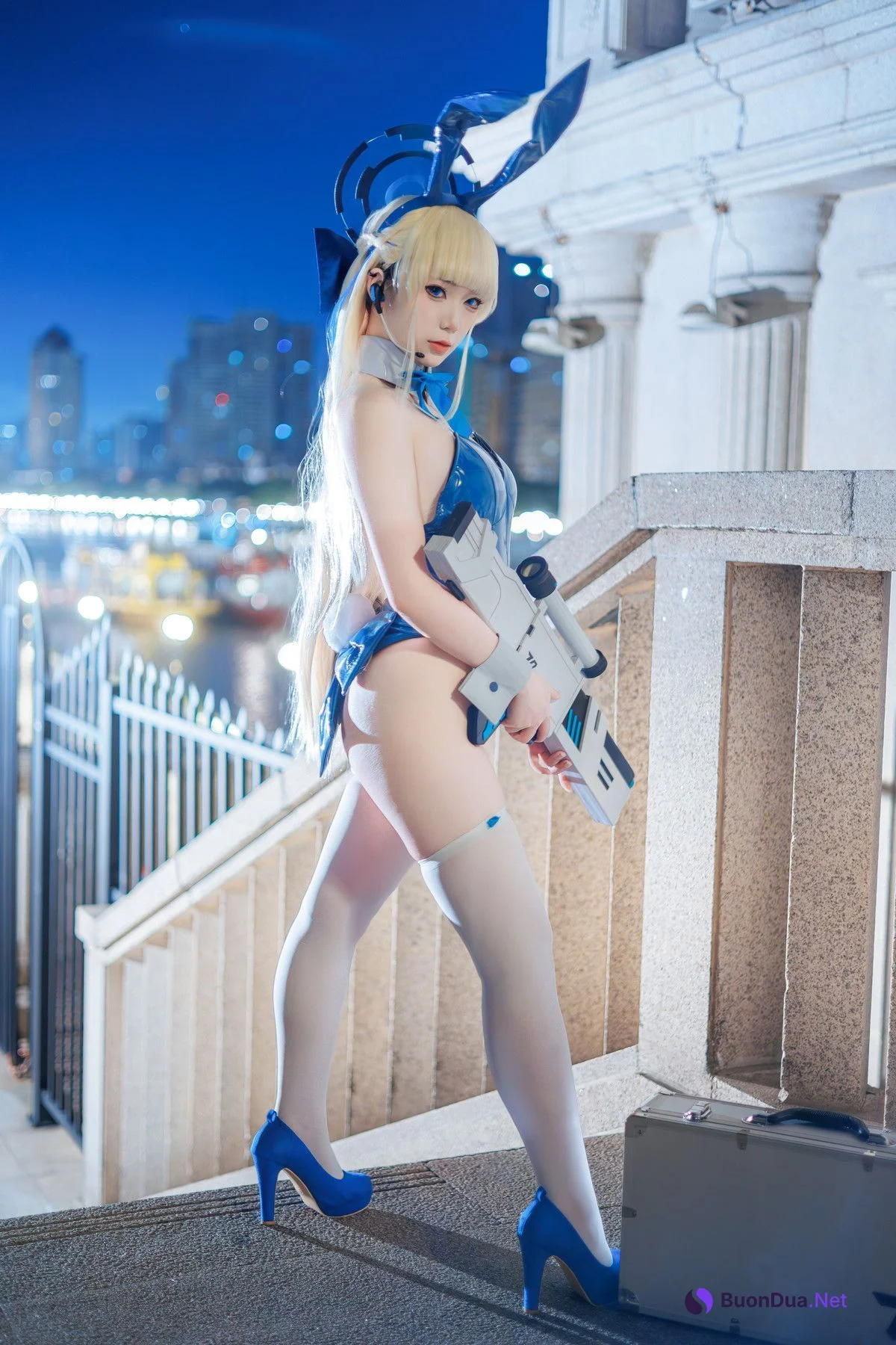 Cosplay 樱落酱w 蔚蓝档案 toki兔女郎 - Photo 3