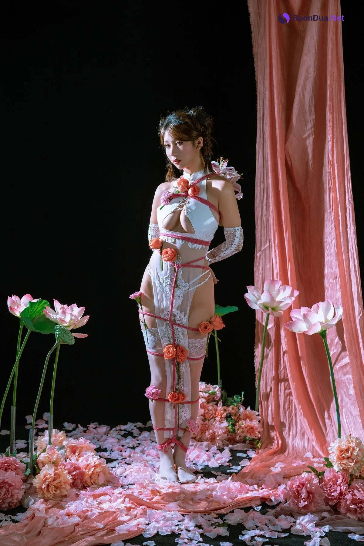 Cosplay 云溪溪Yunx1x1 奶桃桃 月 - Photo 3