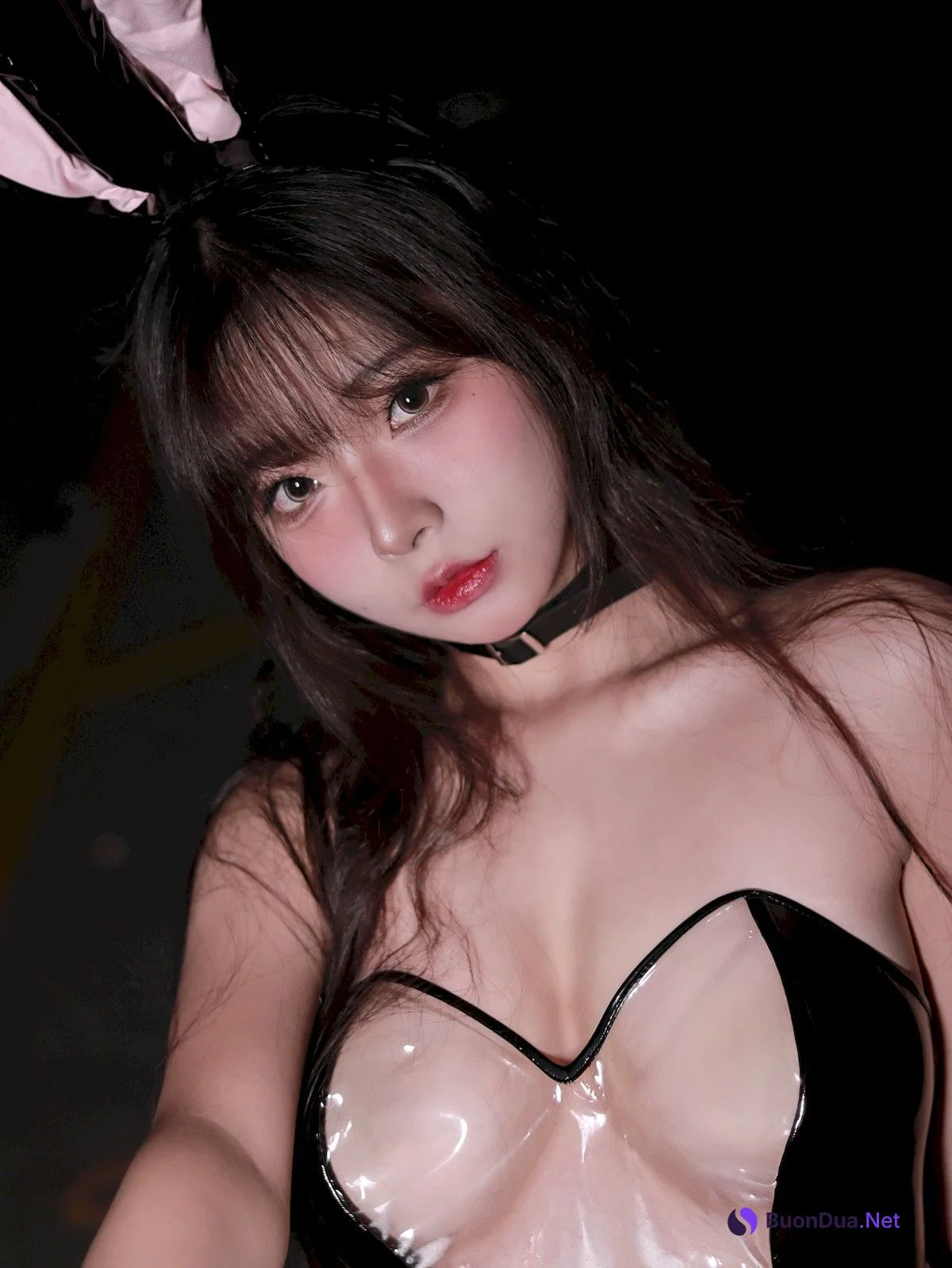 Cosplay Yuuhui玉汇 雨中透明兔女郎 - 写真 17
