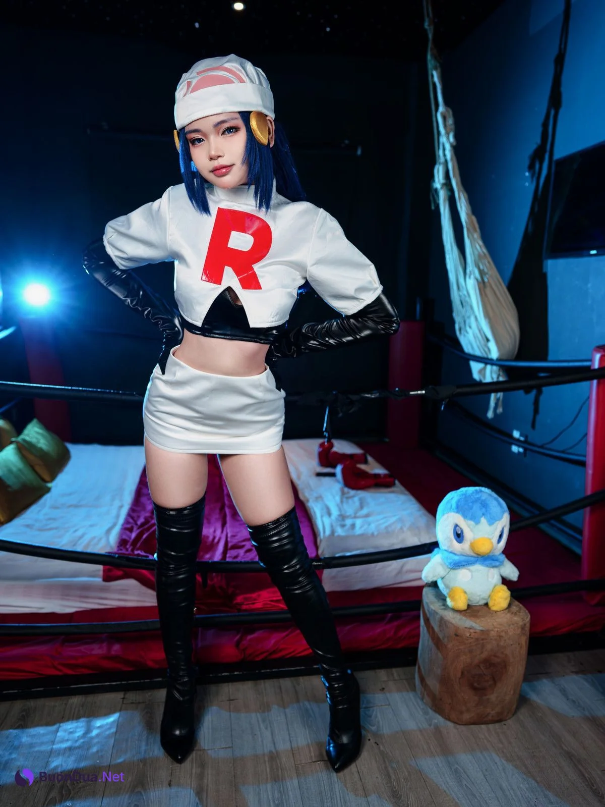 Cosplay ZinieQ Dawn Pokemon in Team Rocket Costume - Photo 2