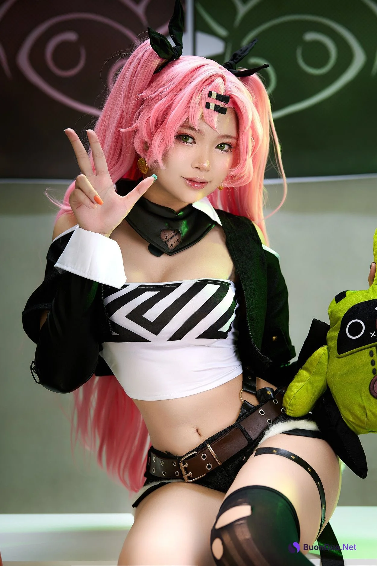 Cosplay ZinieQ Nicole Zenless Zone Zero - Photo 6