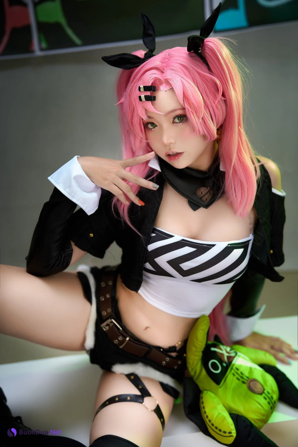 Cosplay ZinieQ Nicole Zenless Zone Zero - Photo 7