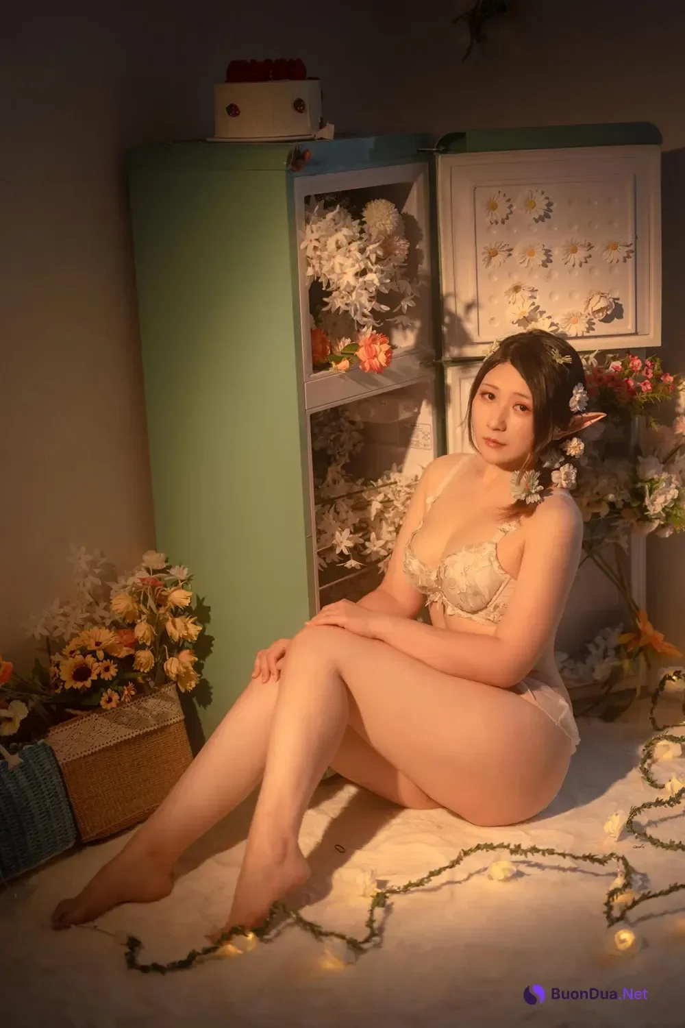 Cosplay Zyra秋 – 俘虏刺客 & 繁花 - Photo 13