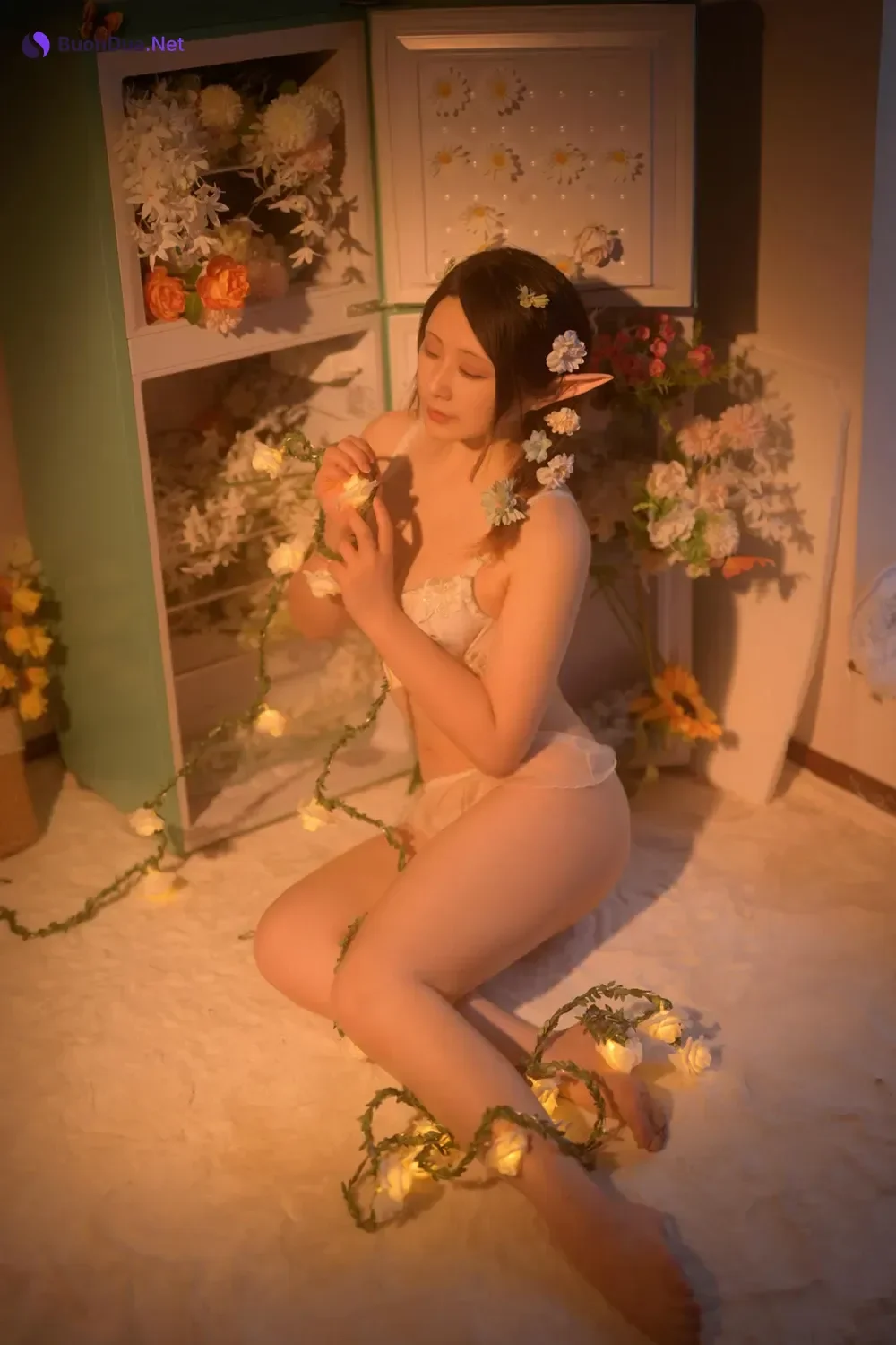 Cosplay Zyra秋 – 俘虏刺客 & 繁花 - Photo 14