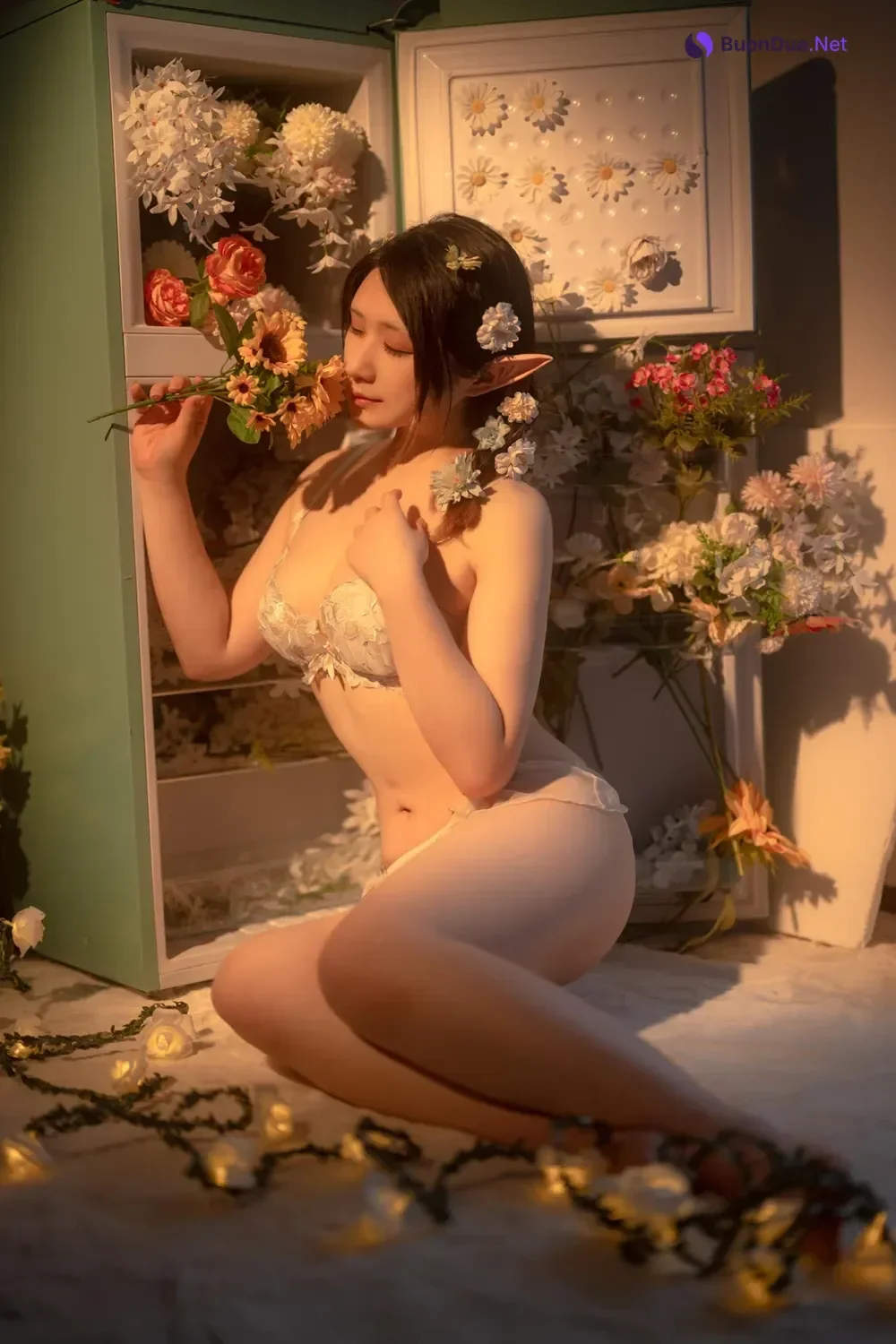 Cosplay Zyra秋 – 俘虏刺客 & 繁花 - Photo 6