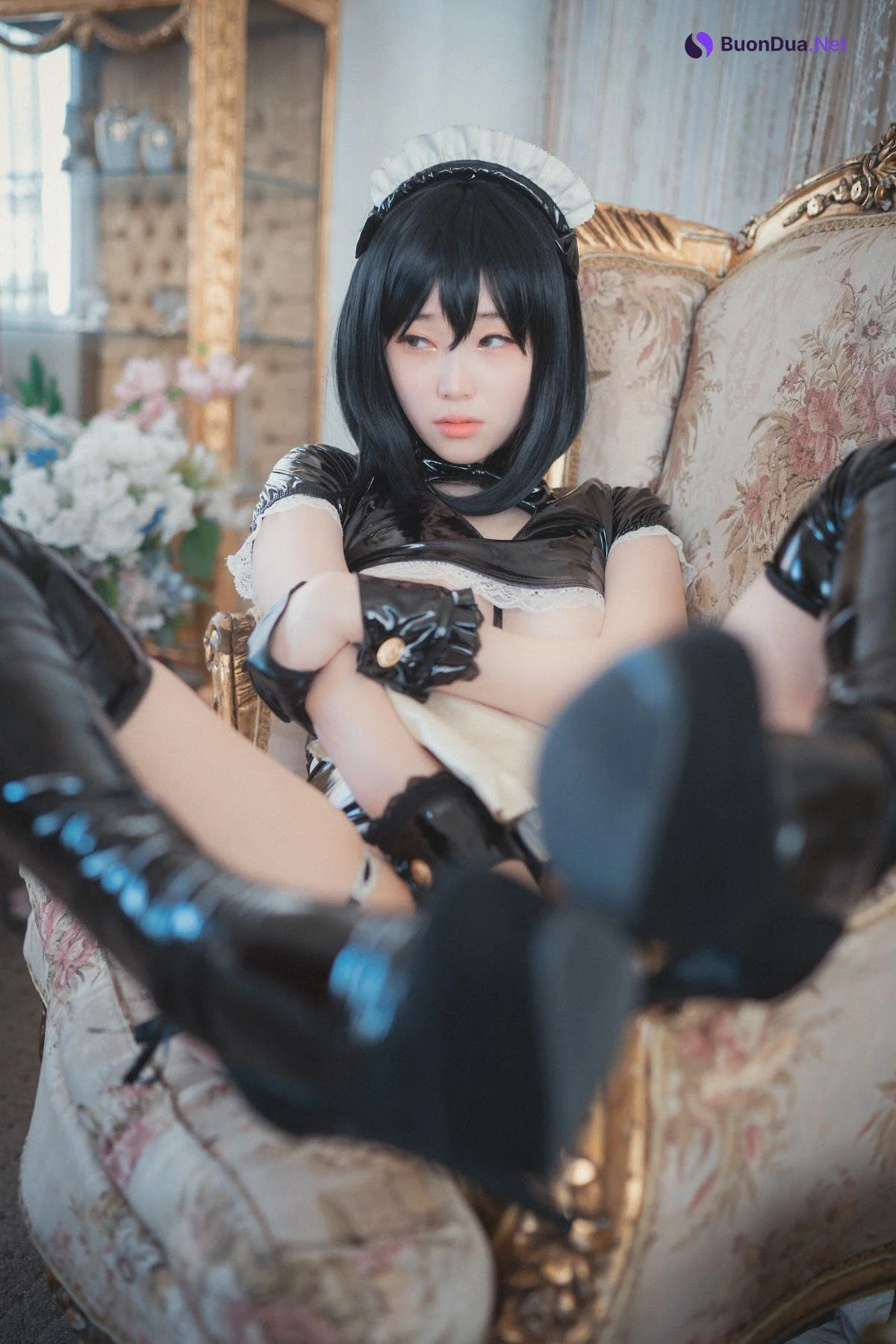 DJAWA Photo – Bambi (밤비) – Femme de Chambre en Latex - 사진 12