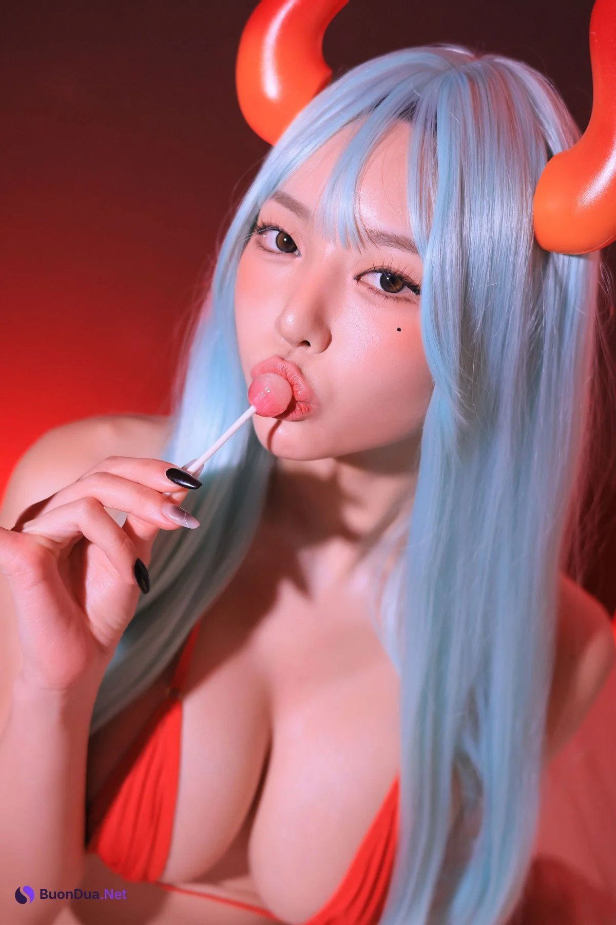 Dongeuran 동그란, PhotoBook 「Red Succubus」 Set.04 - Photo 15