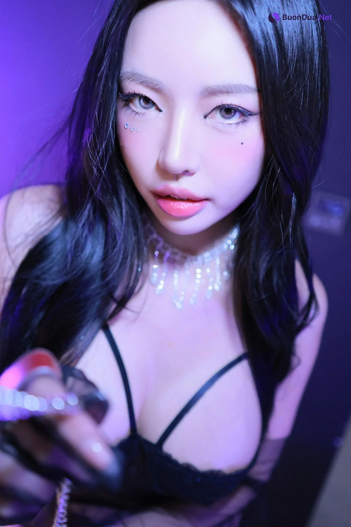 Dongeuran 동그란, PhotoBook “S&M Play” Set.05 - Photo 10