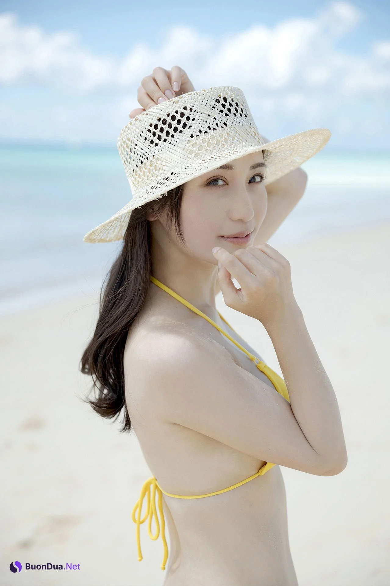 Ema Ito 伊藤愛真, デジタル写真集 「えまと南の島で突然○○してみたら…」 Set.01 - Photo 19