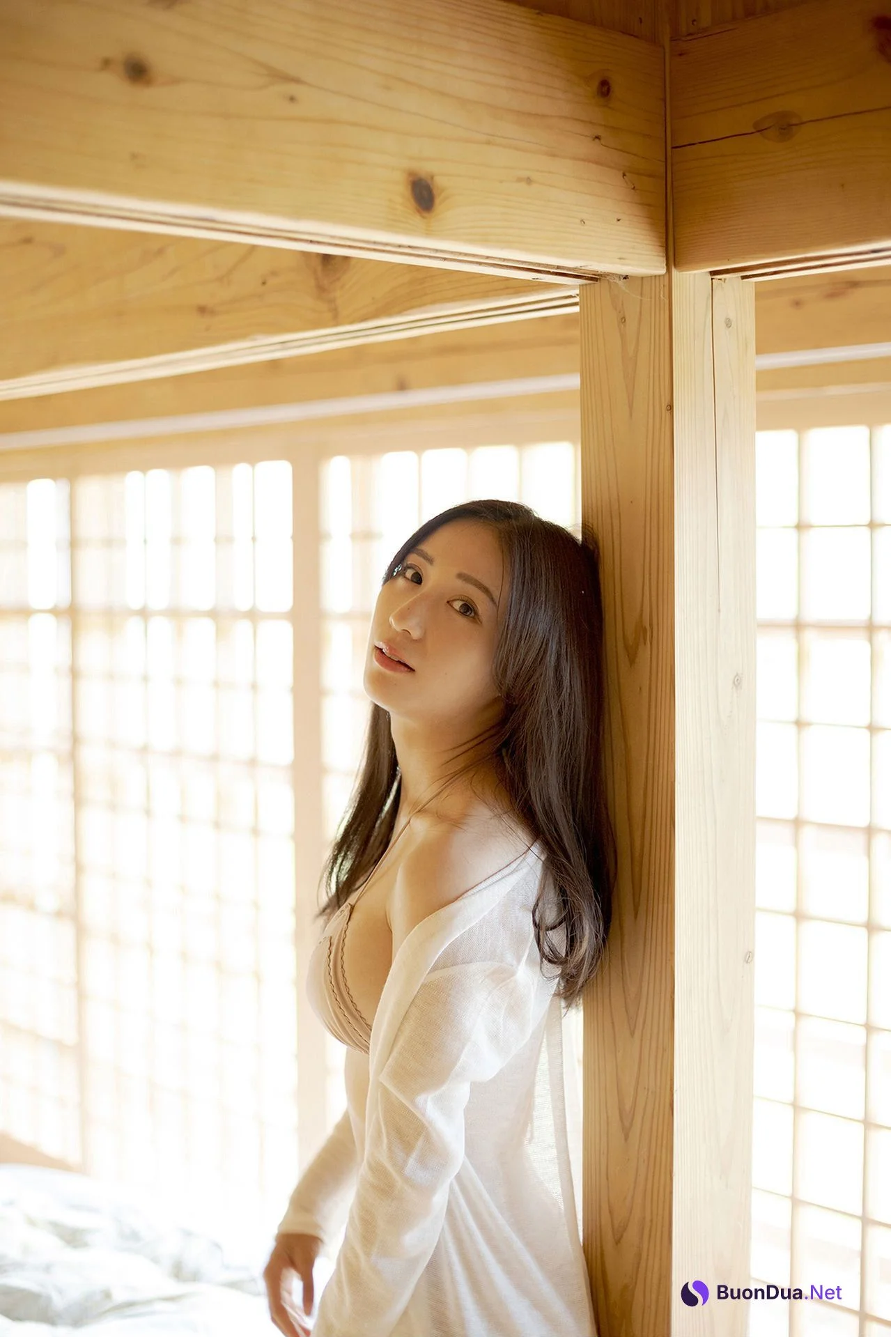 Ema Ito 伊藤愛真, デジタル写真集 「えまと南の島で突然○○してみたら…」 Set.02 - Photo 4