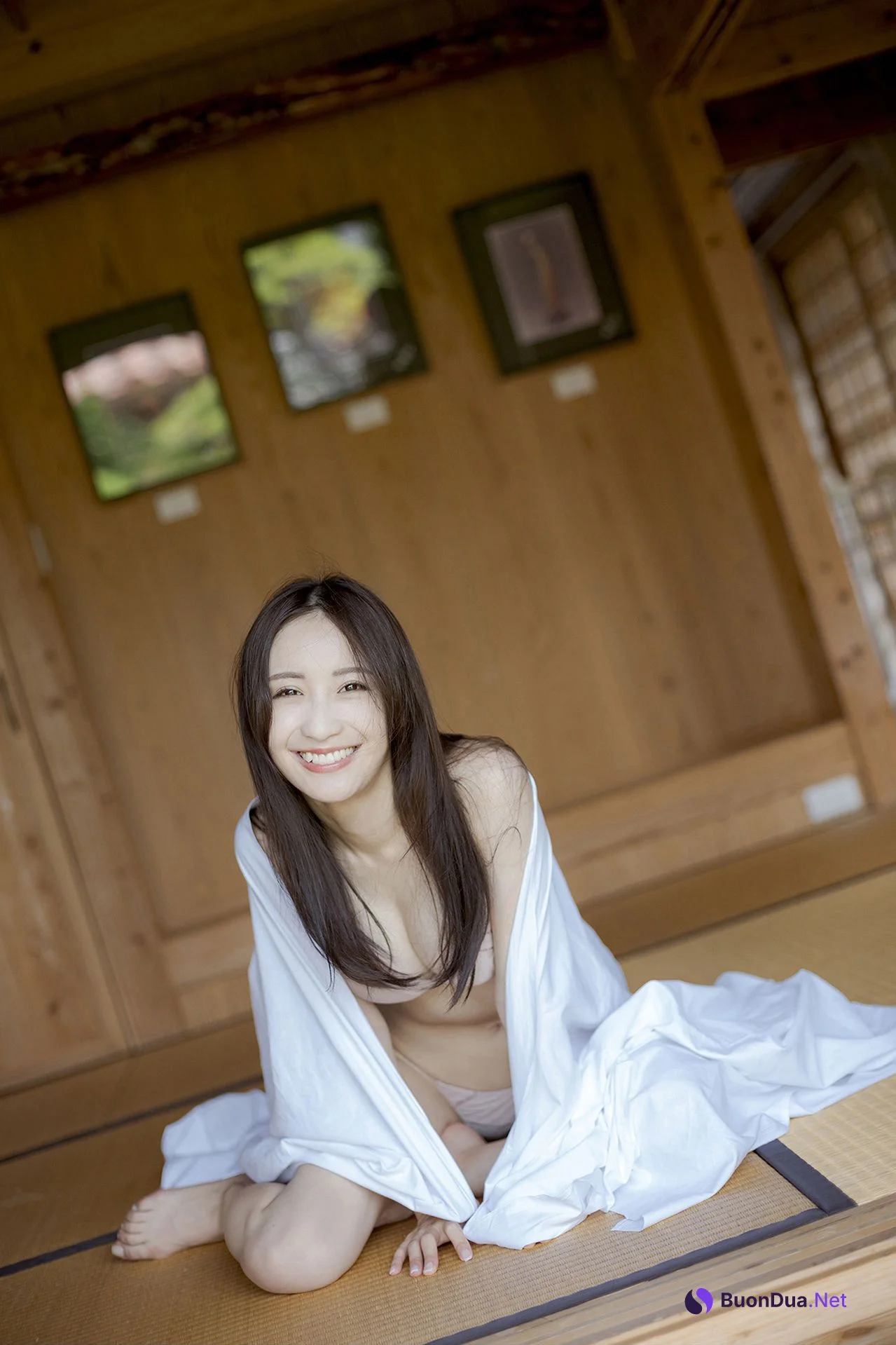 Ema Ito 伊藤愛真, デジタル写真集 「えまと南の島で突然○○してみたら…」 Set.02 - Photo 8