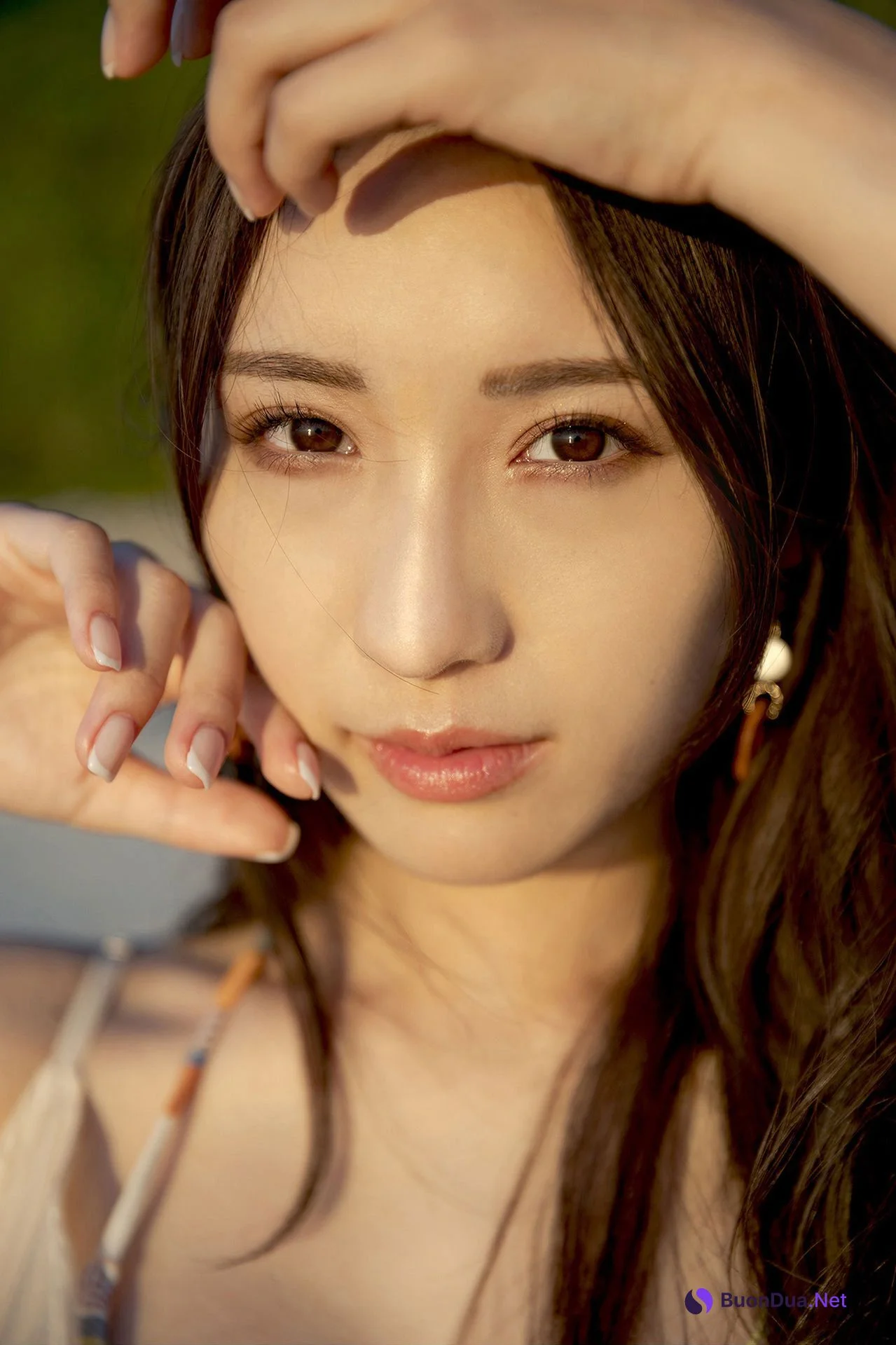 Ema Ito 伊藤愛真, デジタル写真集 「えまと南の島で突然○○してみたら…」 Set.03 - Photo 5