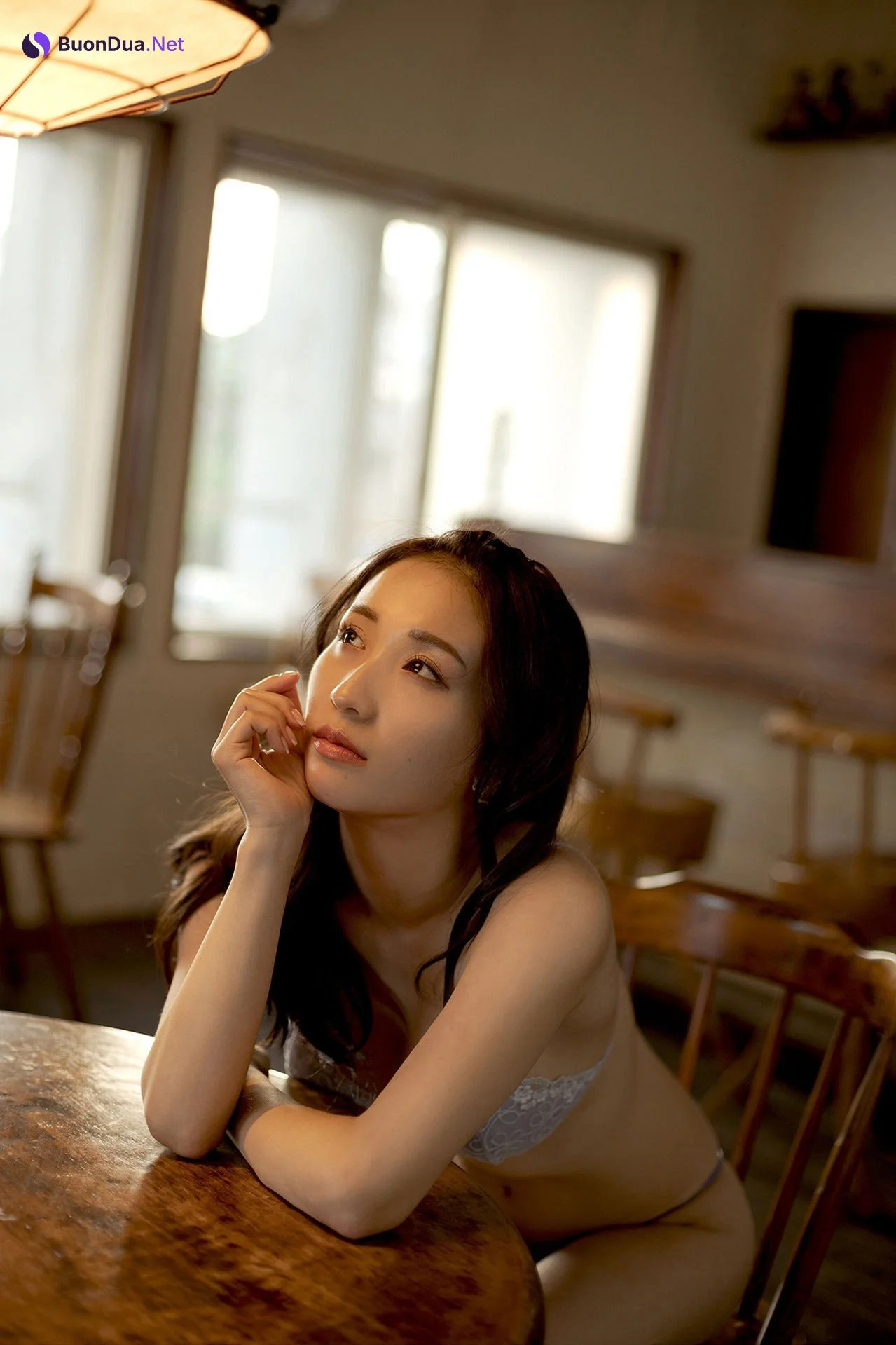 Ema Ito 伊藤愛真, デジタル写真集 「えまと南の島で突然○○してみたら…」 Set.04 - Photo 8