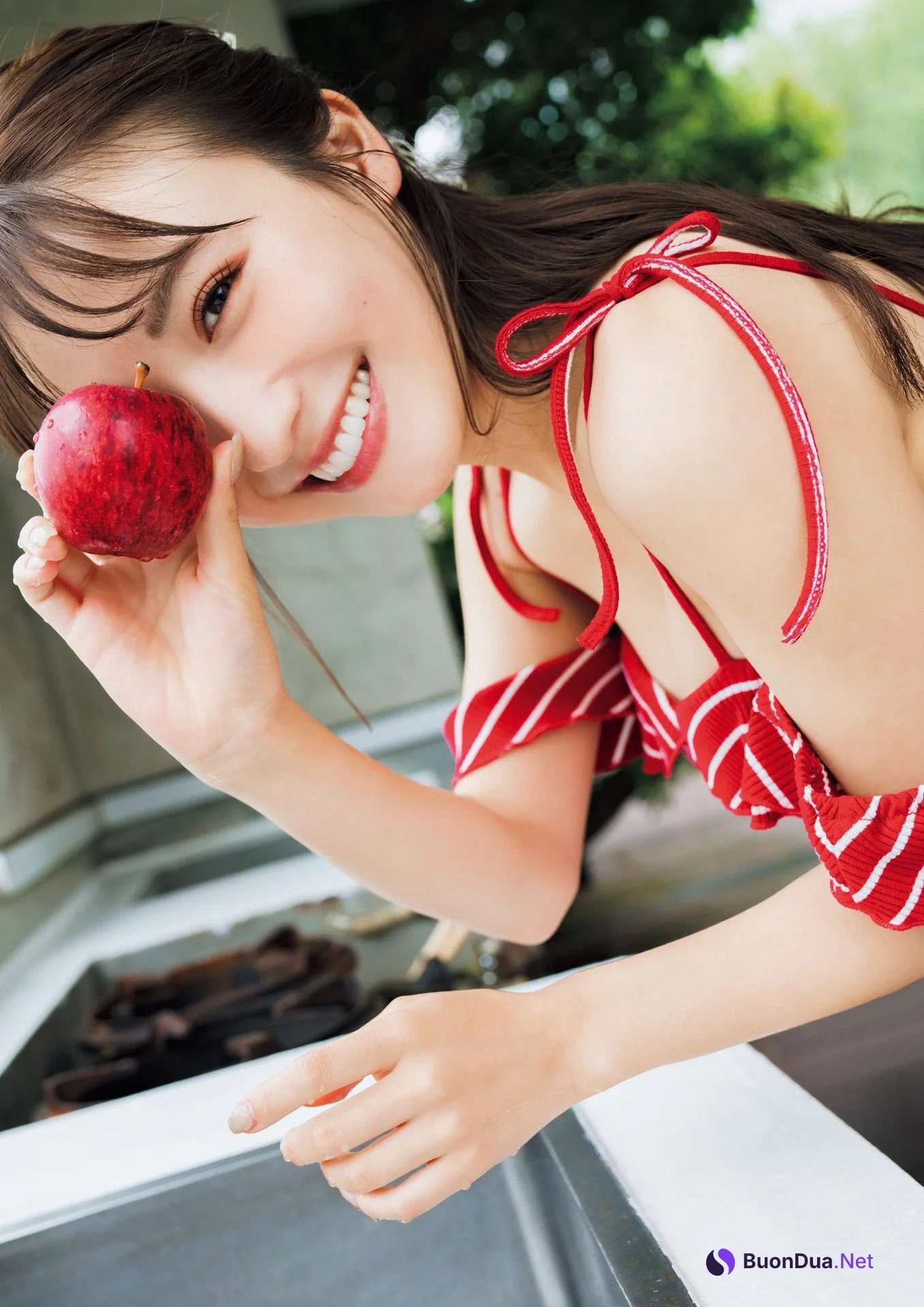 Ema Ito 伊藤愛真, １st写真集 電子特典付き 「soleil－ソレイユ－」 Set.01 - Photo 20