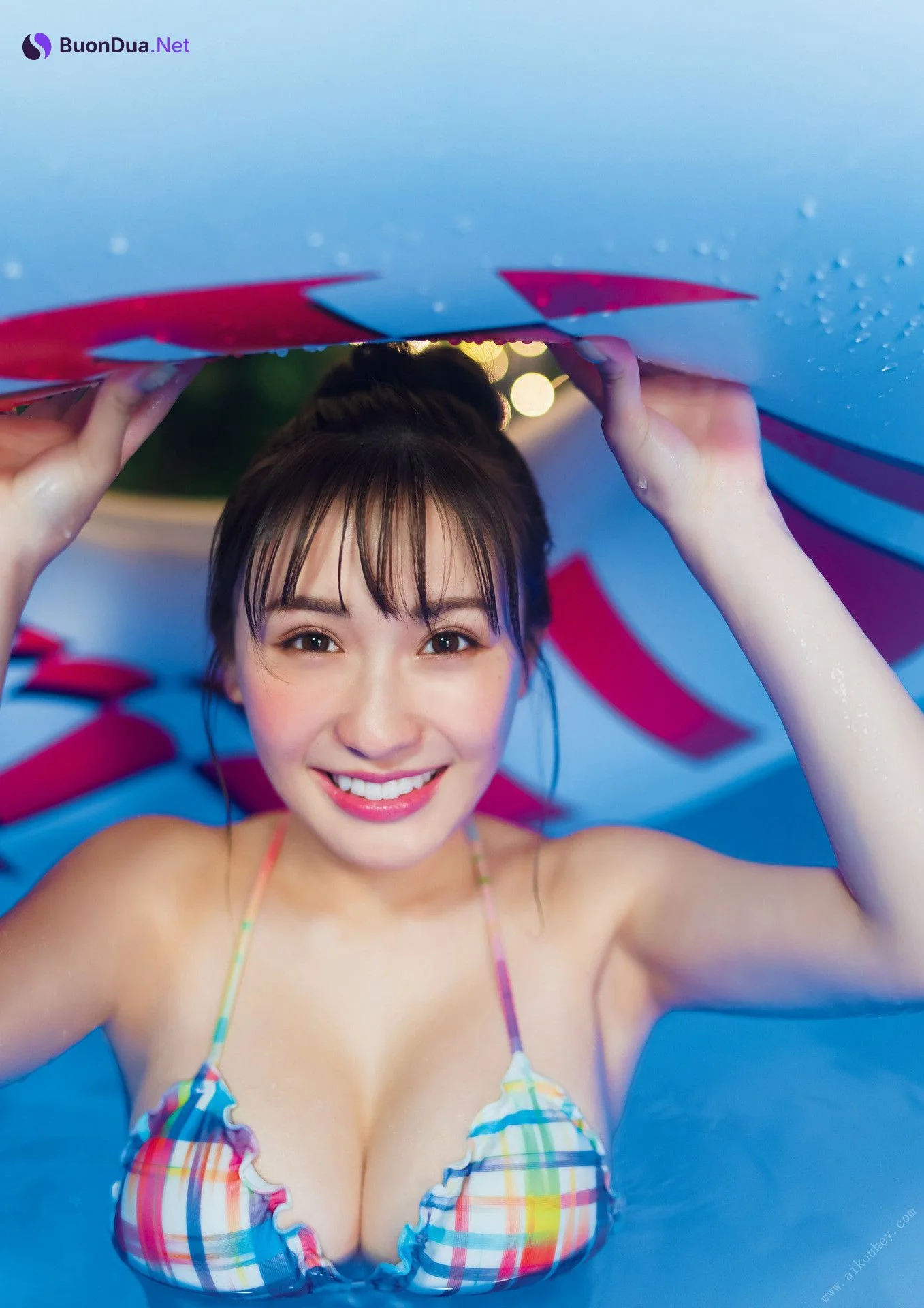 Ema Ito 伊藤愛真, １st写真集 電子特典付き 「soleil－ソレイユ－」 Set.05 - Photo 16