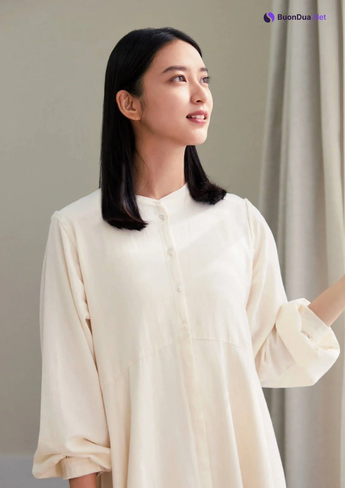 Emi Takei 武井咲, Shukan Bunshun 2020.12.24 (週刊文春 2020年12月24日号) - Photo 3