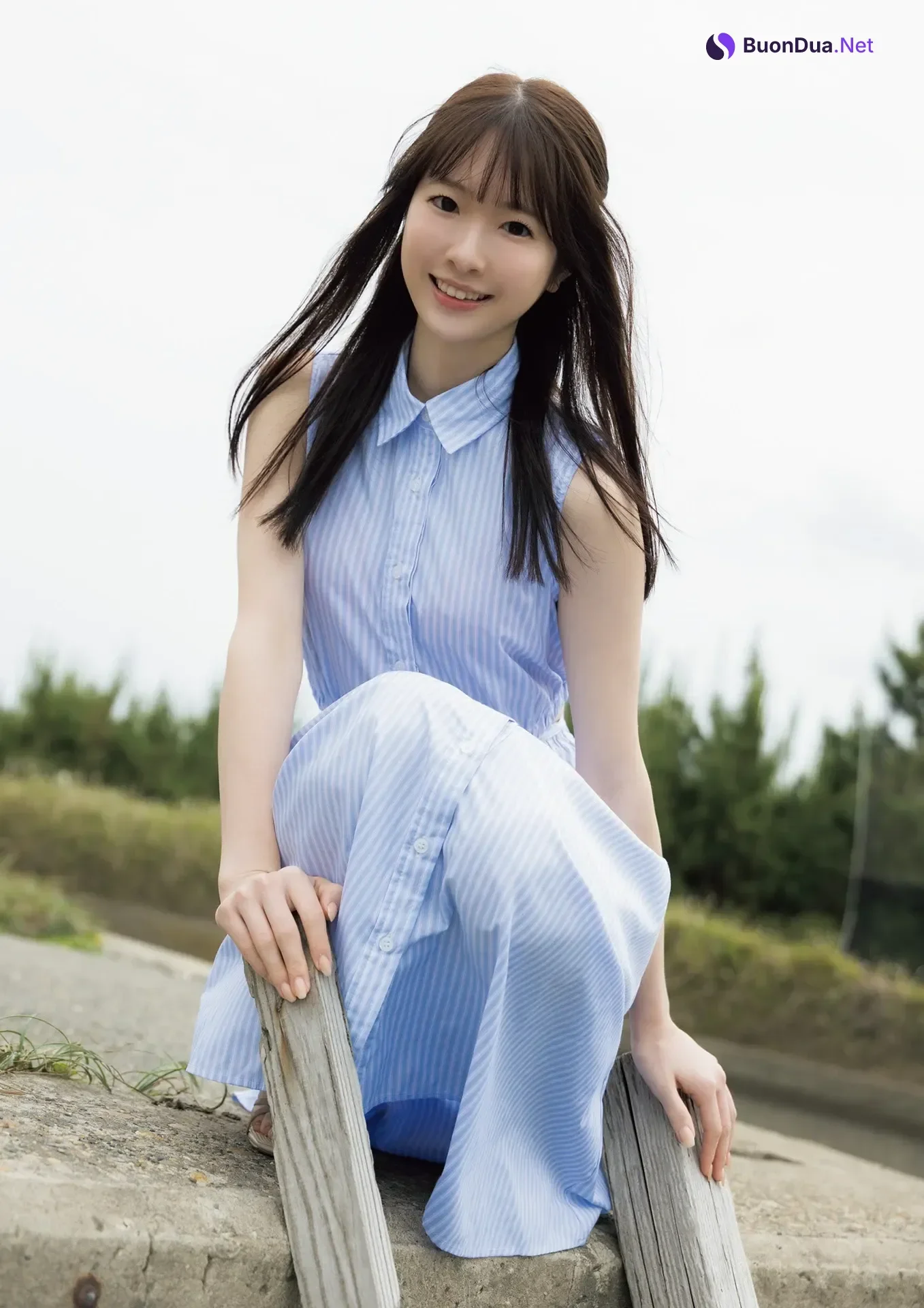 Emika Shirakami 白上咲花, 写真集 「Blooming」 Set.02 - Photo 3