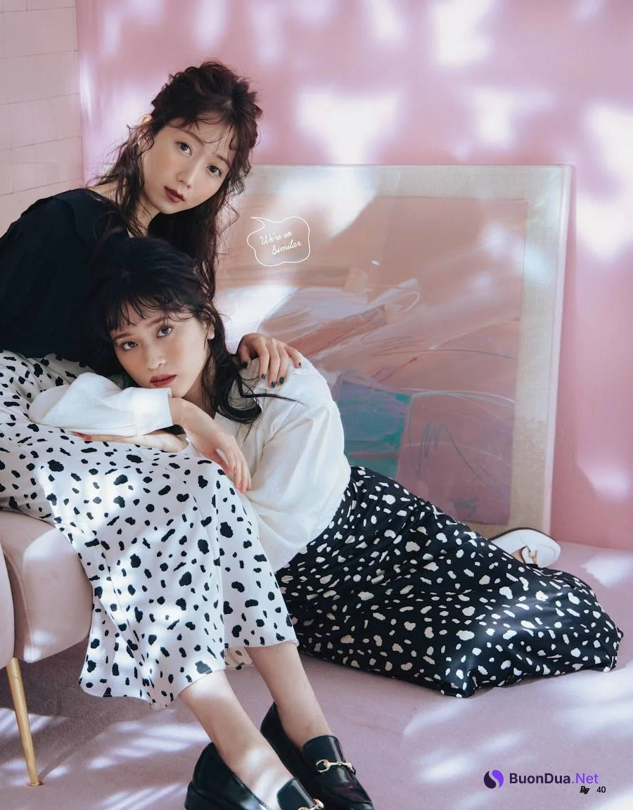 Emiri Otani 大谷映美里, Maika Sasaki 佐々木舞香, Ray レイ Magazine 2022.03 - Photo 7