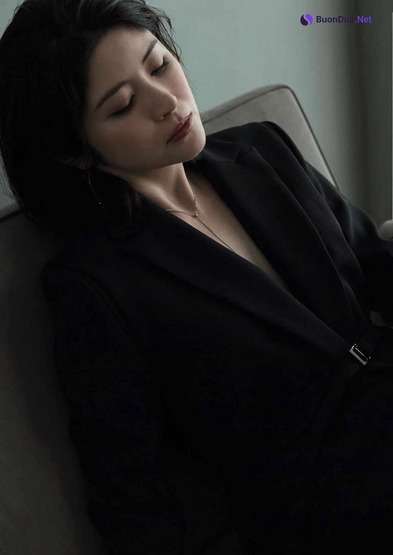 Emma Miyazawa 宮澤エマ, Shukan Gendai 2023.07.22 (週刊現代 2023年7月22日号) - Photo 3