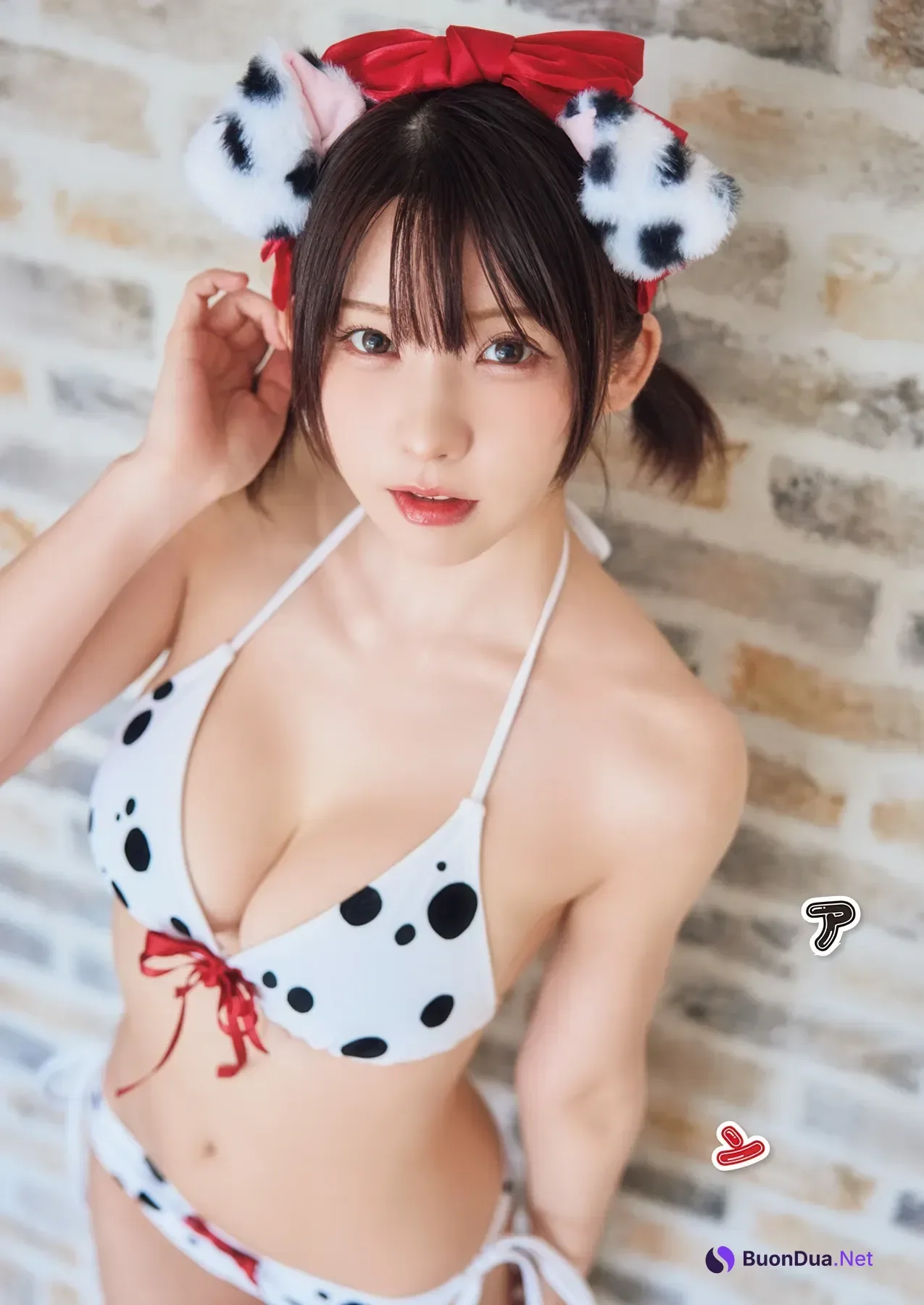 Enako えなこ, Manga Action 2026.05.05 (漫画アクション 2026年5月5日号) - Photo 4