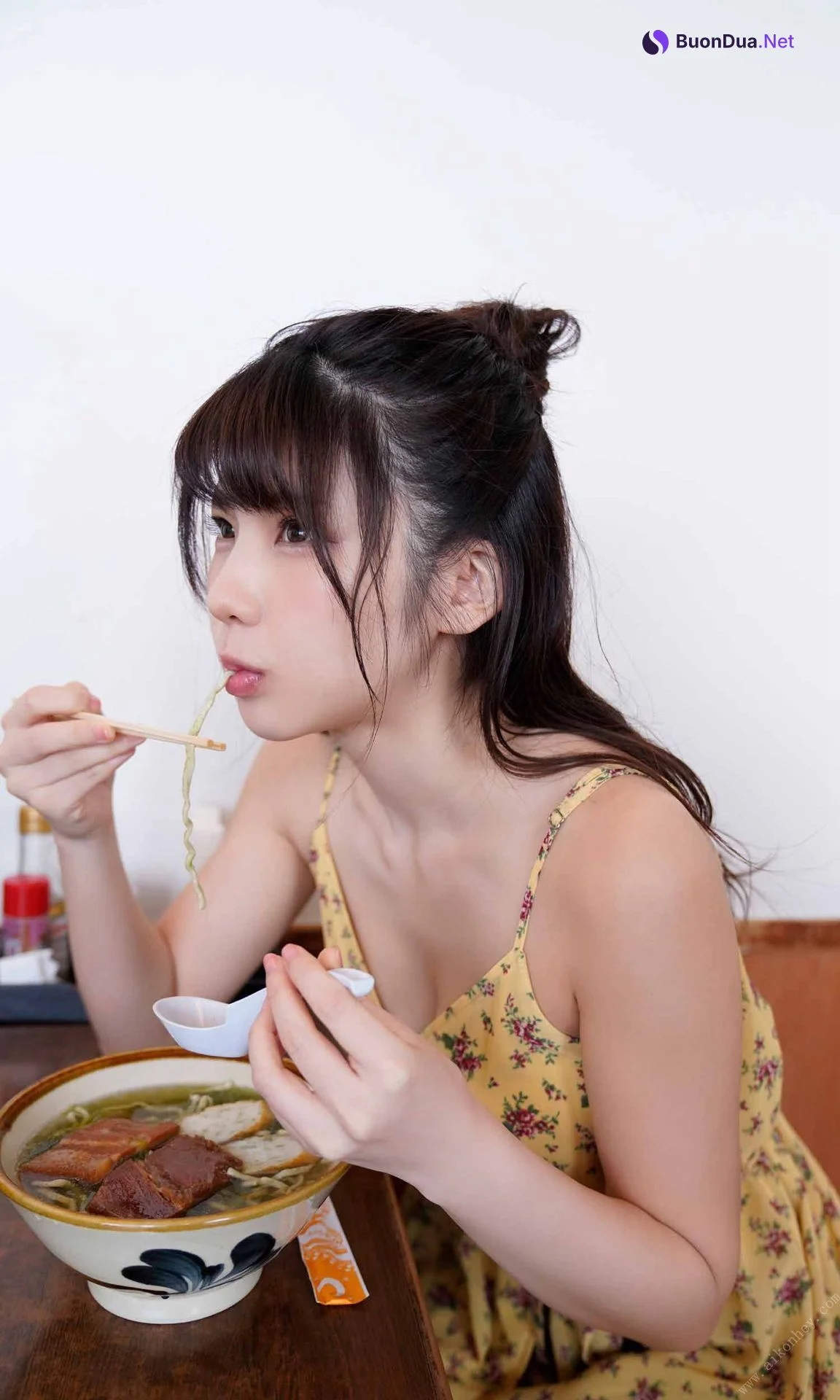 Enako えなこ, 週プレ Photo Book Calendar Girl Set.01 - 사진 3