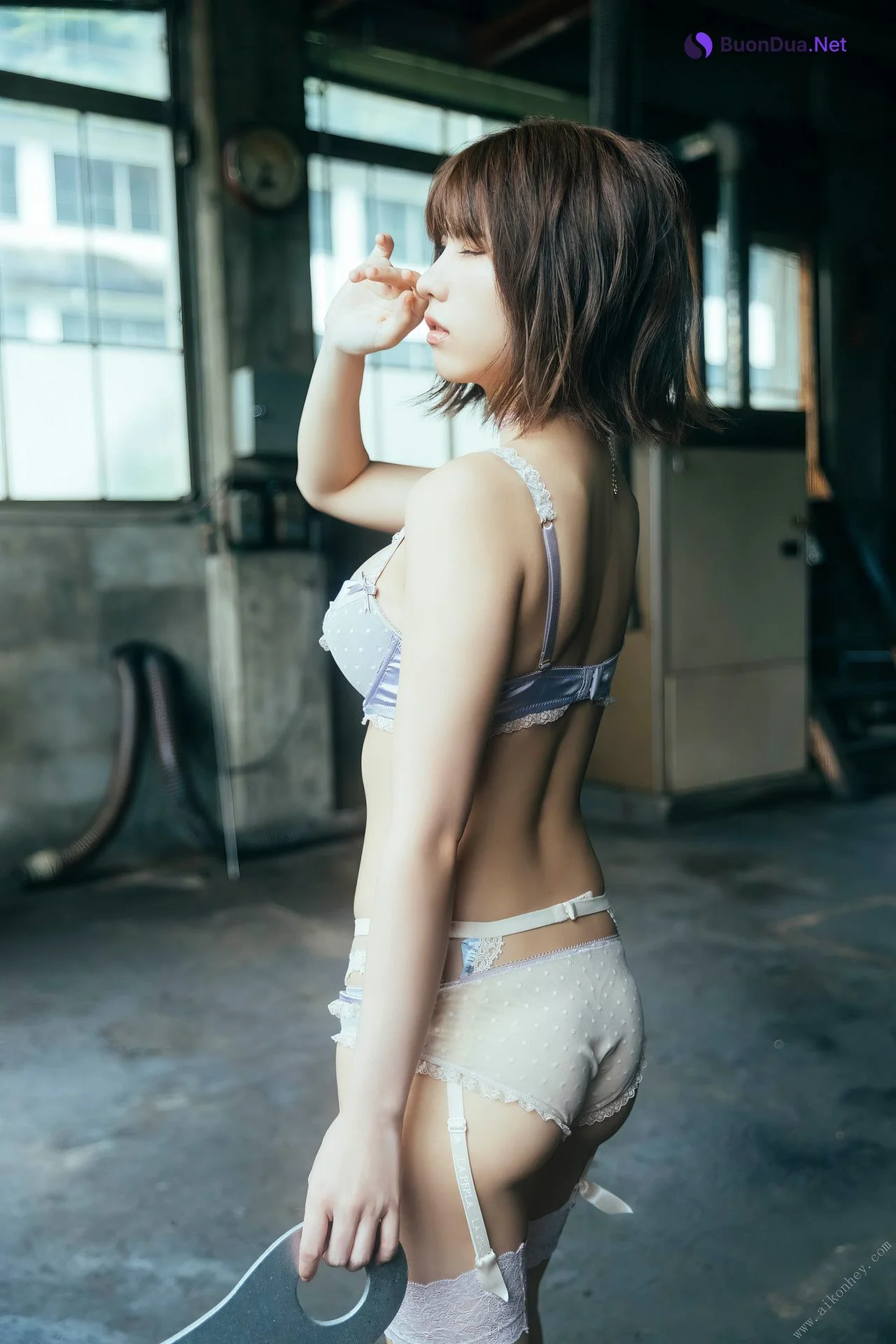 Enako えなこ, 写真集 「えなこドールと過ごした夏 ～ゼンマイを巻いて動いた心～」 Set.01 - Photo 6
