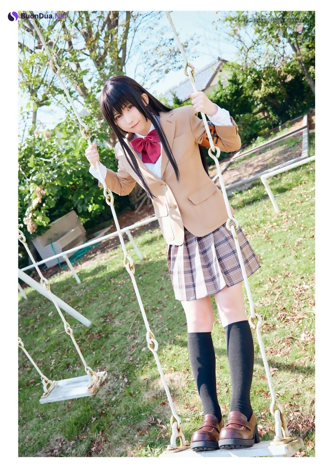 Enako えなこ, Shonen Magazine 2021 No.51 (週刊少年マガジン 2021年51号) - Photo 5