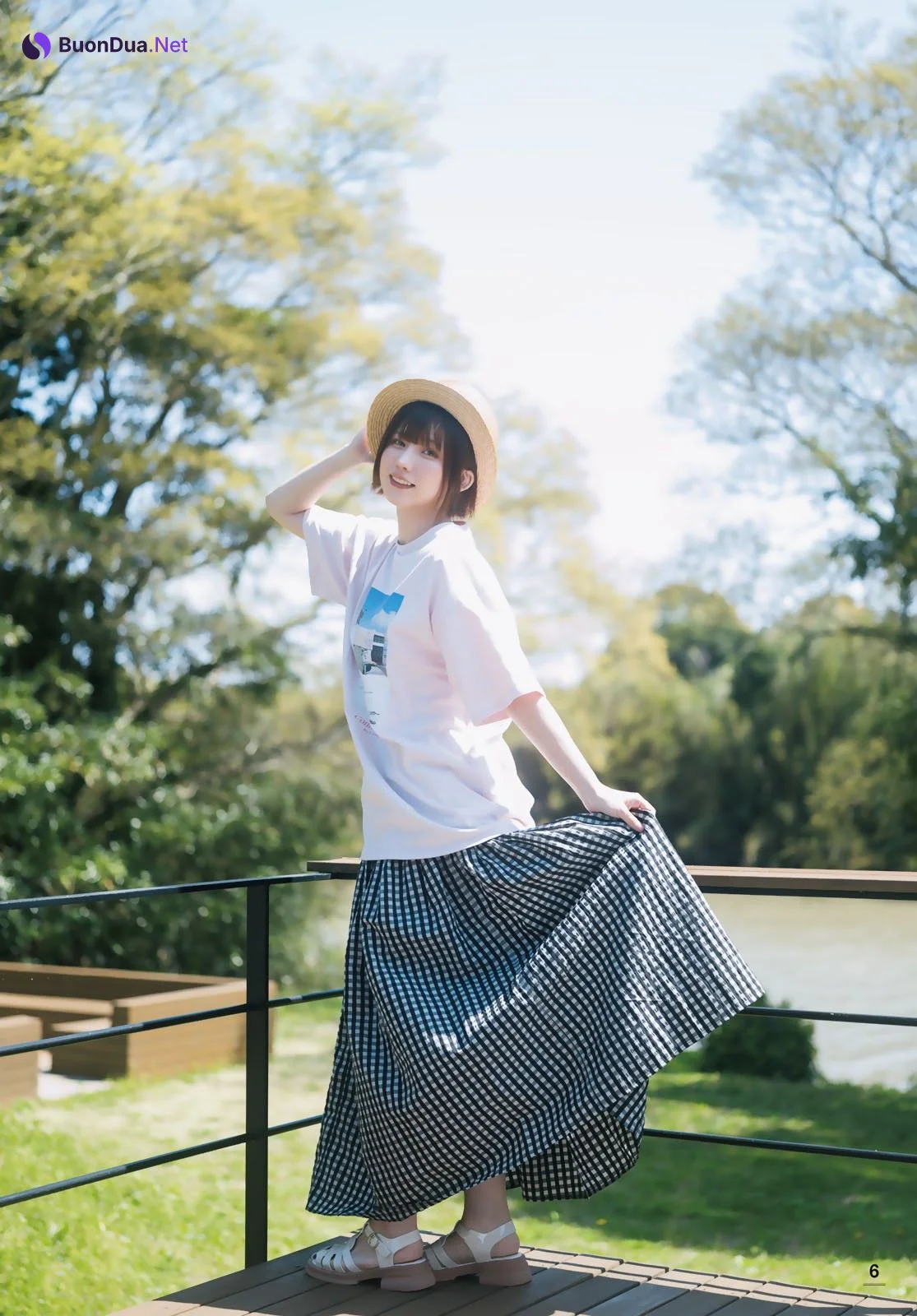 Enako えなこ, Shonen Magazine 2023 No.23 (週刊少年マガジン 2023年23号) - Photo 7