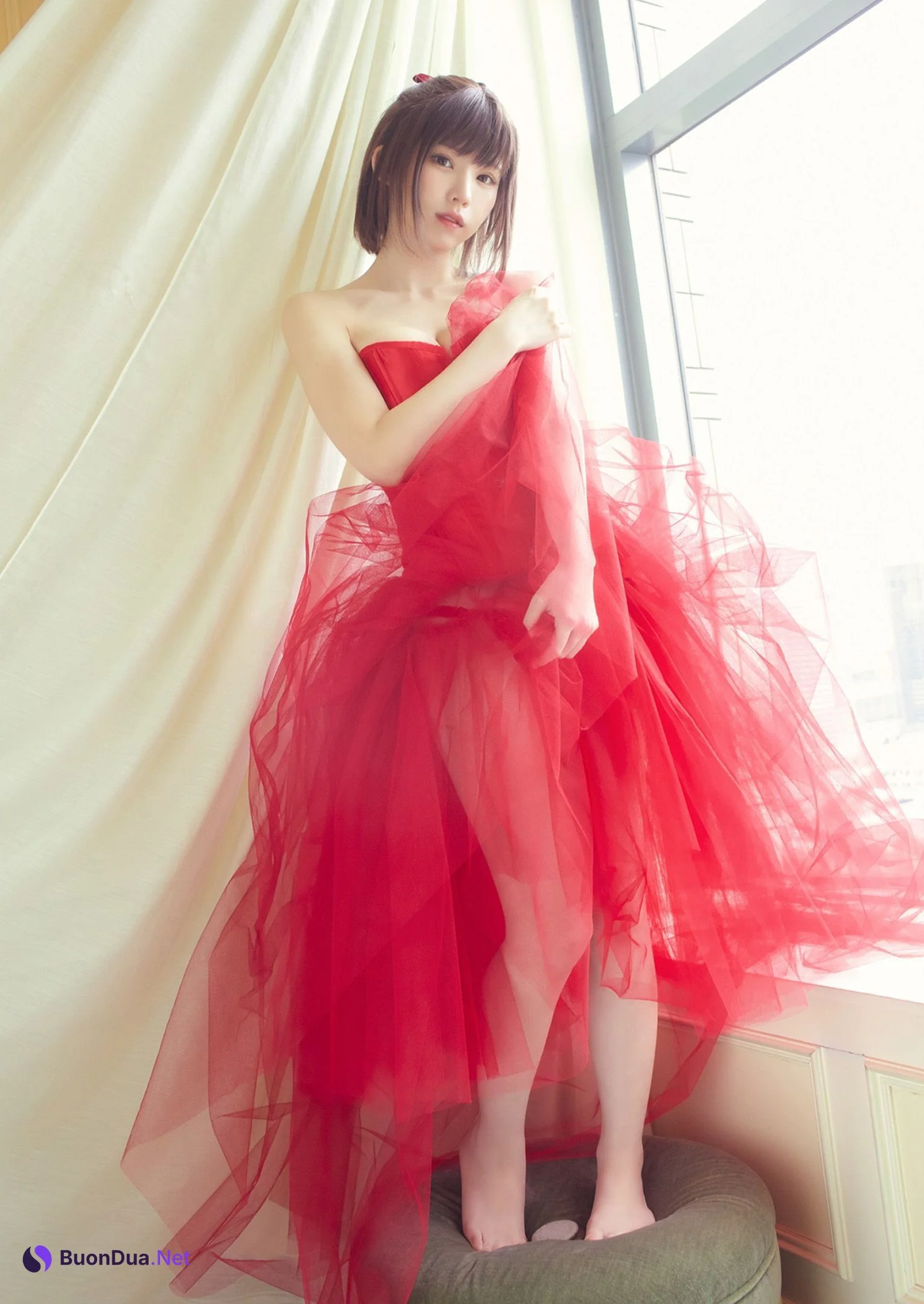 Enako えなこ, Young Jump 2023 No.01 (ヤングジャンプ 2023年01号) - Photo 8